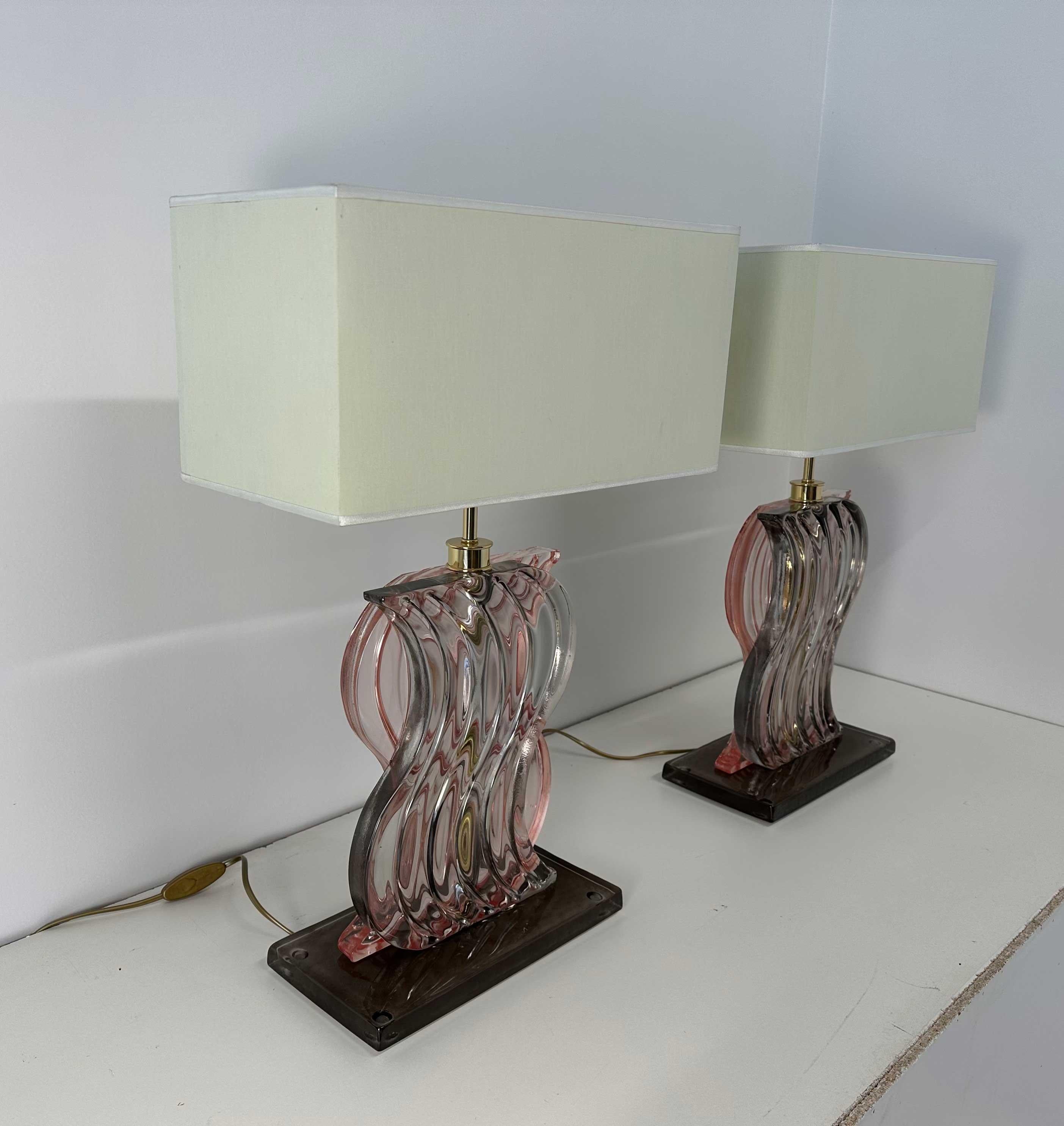 Contemporary Pair of Art Deco Style Pink Murano Glass Table Lamps  For Sale