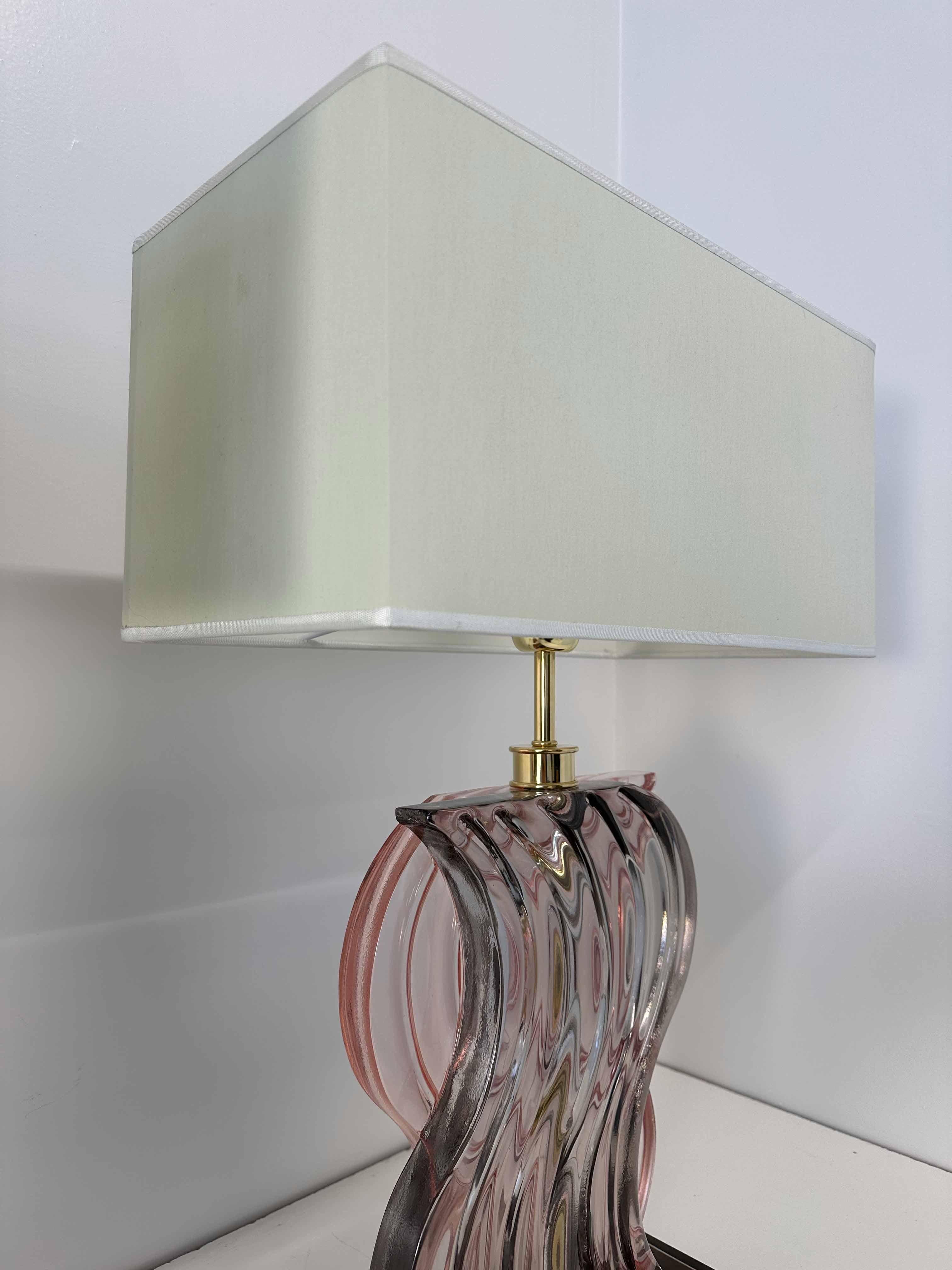 Paire de lampes de bureau de style Art Déco en verre de Murano rose  en vente 1