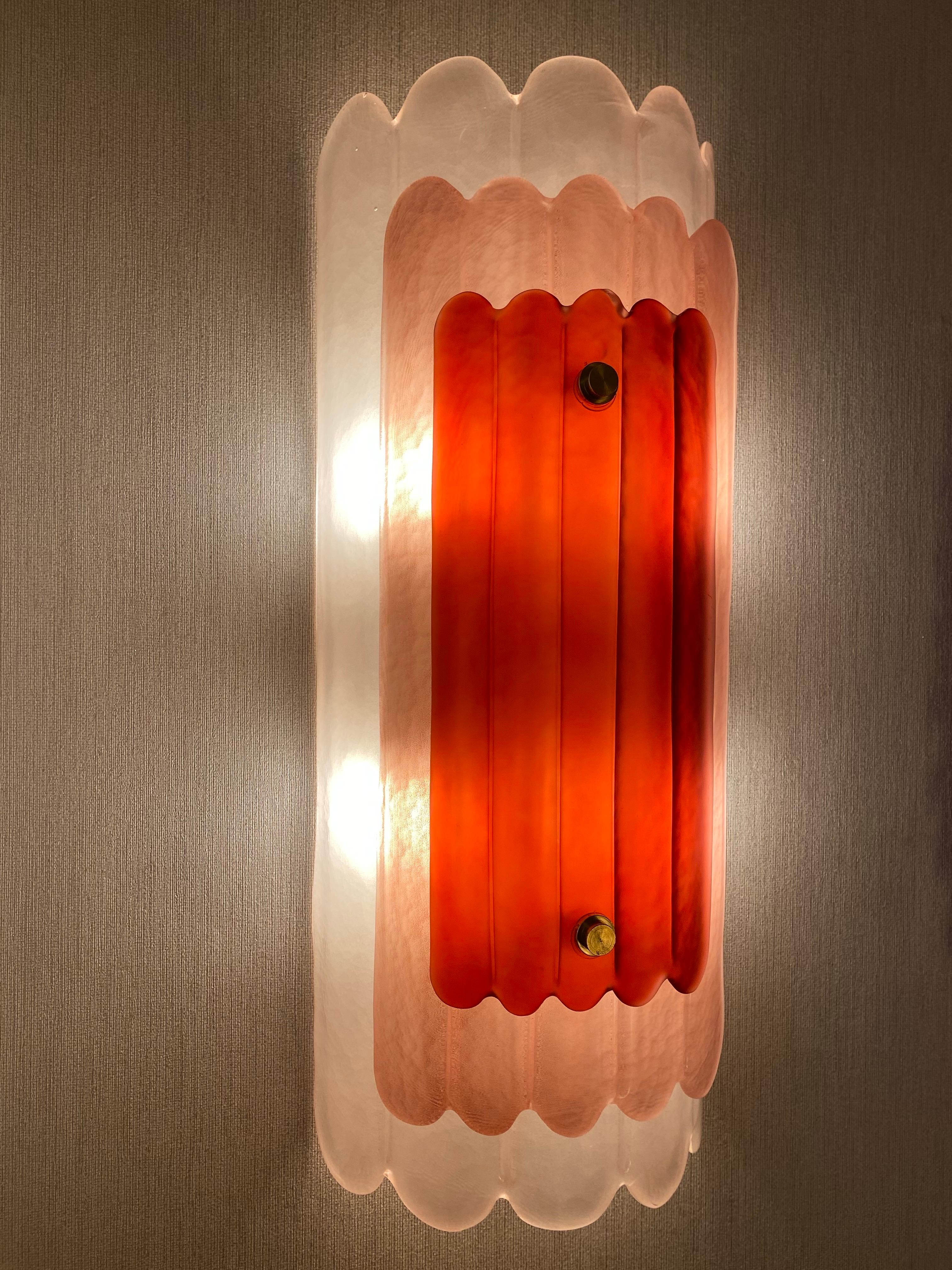 XXIe siècle et contemporain Paire d'appliques murales en verre de Murano rose de style Art Deco, en stock en vente