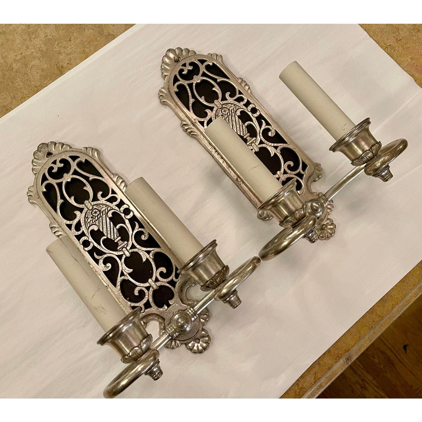 Contemporary Pair of Art Deco Style Remains Lighting Silver Wall Light Sconce For Sale