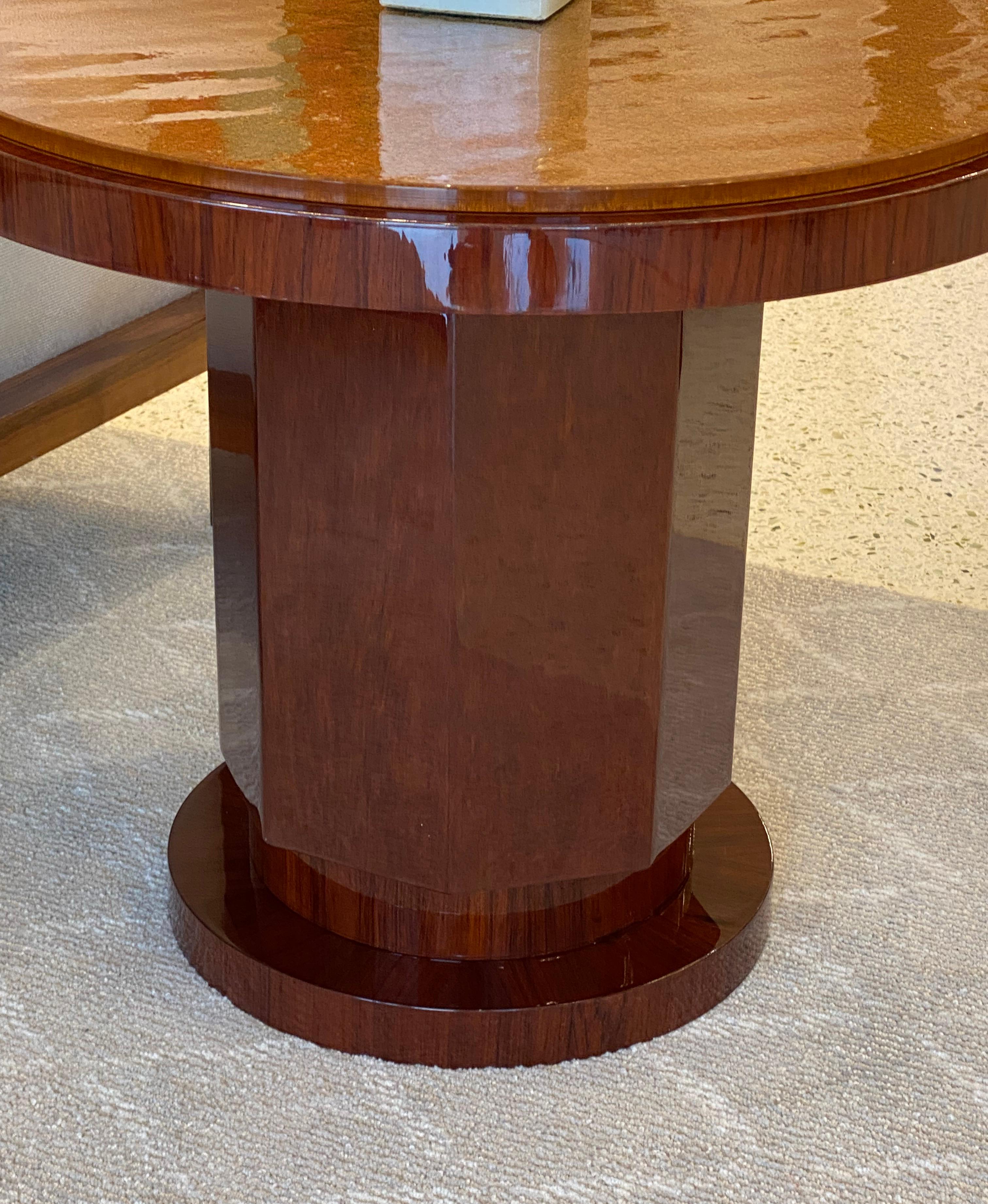 Art Deco Style Pair of Side Tables In Good Condition For Sale In Miami, FL