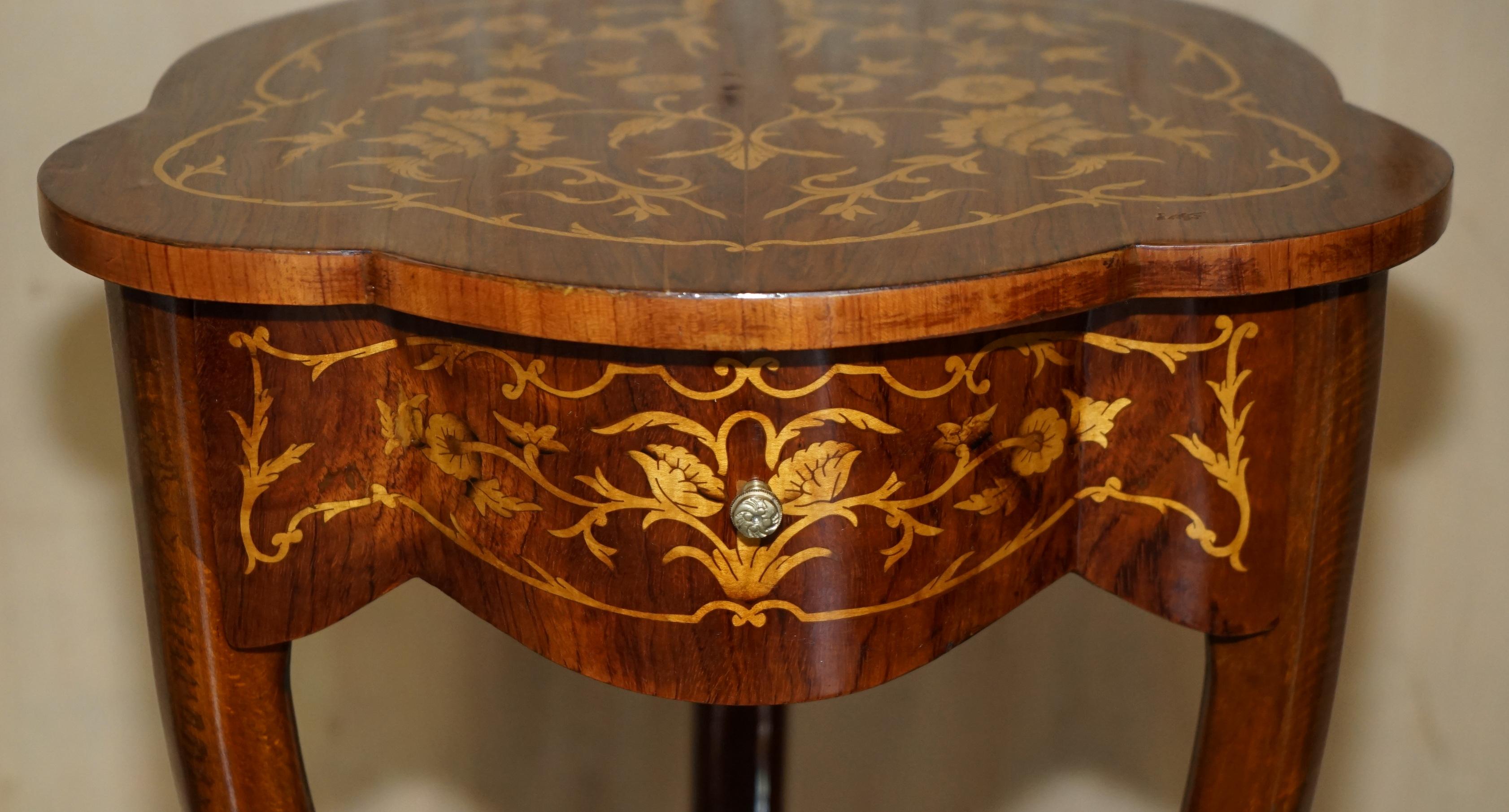 PAIR OF ART DECO STYLE SYCAMORE WOOD & WALNUT INLAID PEDESTAL SIDE END TABLEs For Sale 11