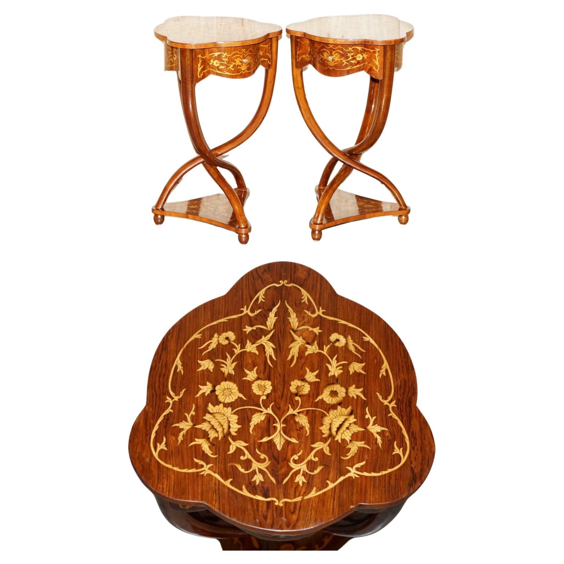 PAIR OF ART DECO STYLE SYCAMORE WOOD & WALNUT INLAID PEDESTAL SIDE END TABLEs For Sale