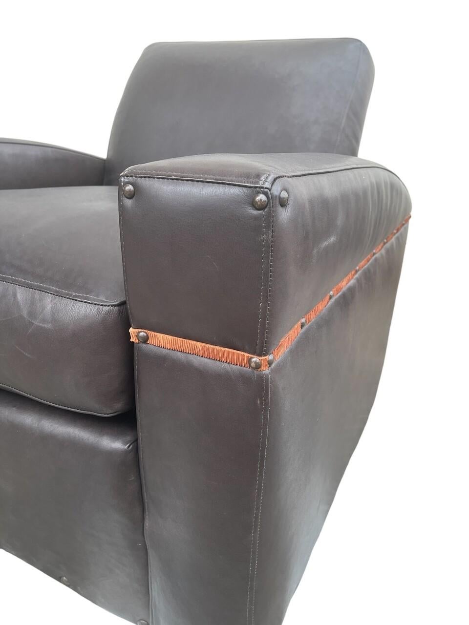 XXIe siècle et contemporain Paire de chaises longues Sherrill en cuir Whittemore de style Art Déco en vente