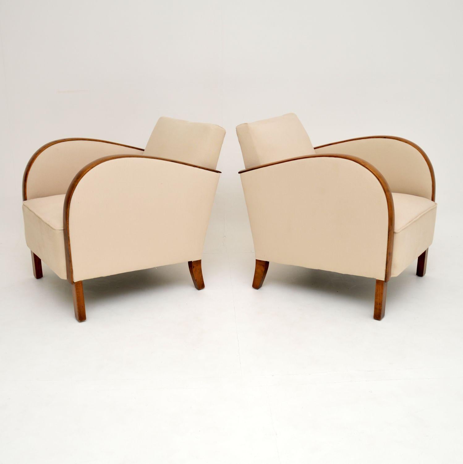 Pair of Art Deco Swedish Satin Birch Armchairs In Good Condition In London, GB