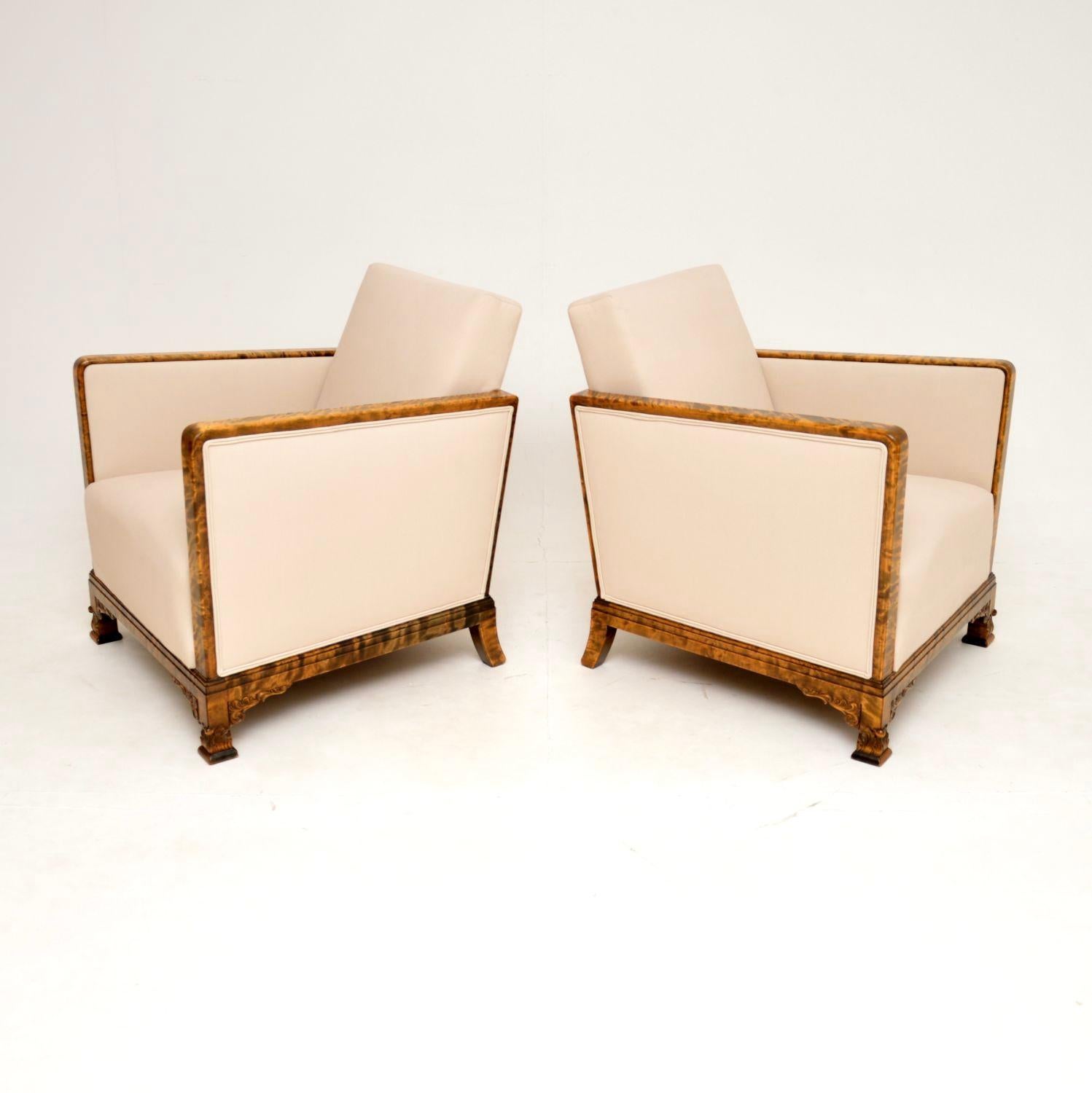 Pair of Art Deco Swedish Satin Birch Armchairs In Good Condition For Sale In London, GB