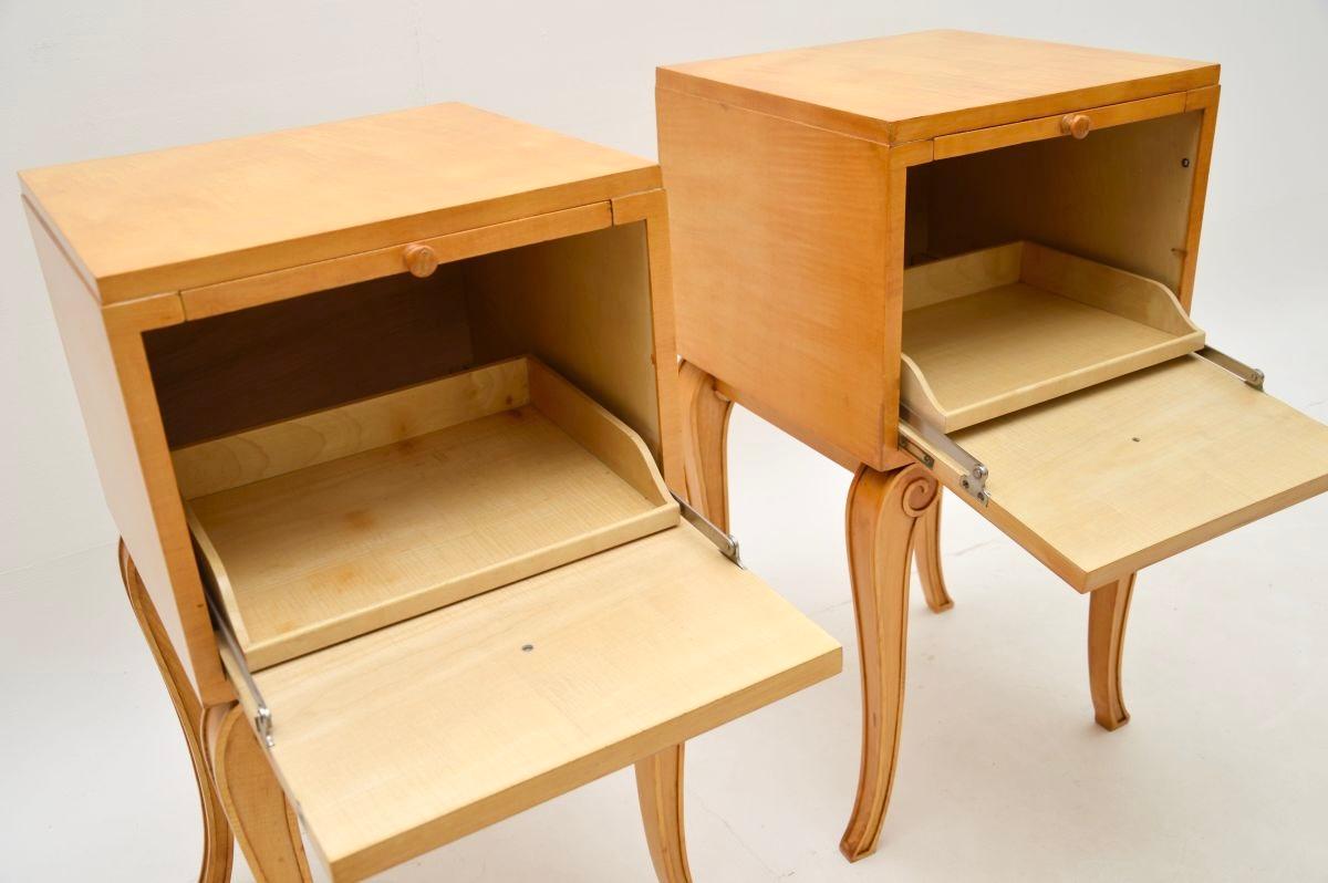 Pair of Art Deco Sycamore Bedside Cabinets by Hille In Good Condition In London, GB