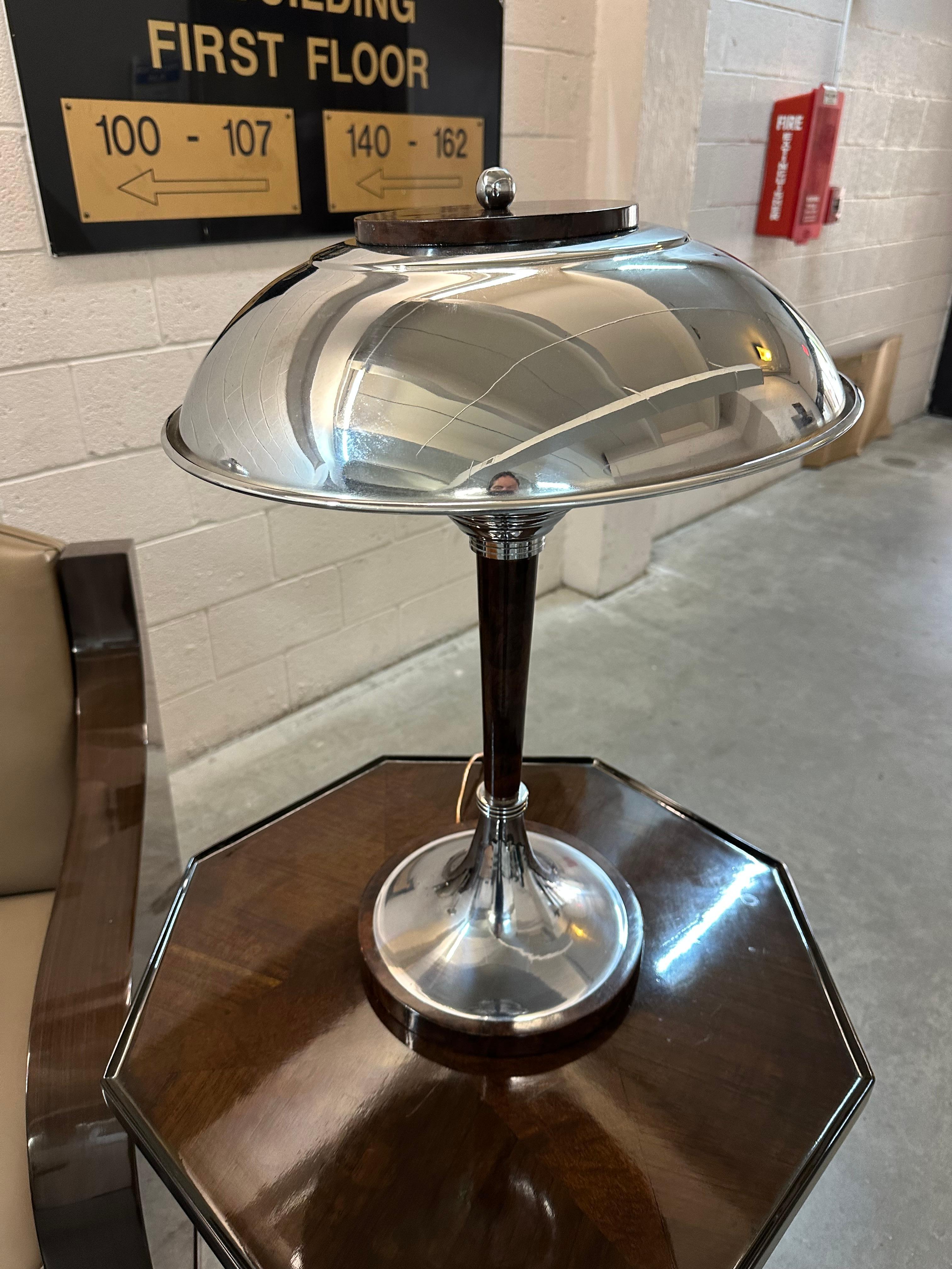 Pair of Art Deco Table Lamp in wood and chrome, 1920, France For Sale 11
