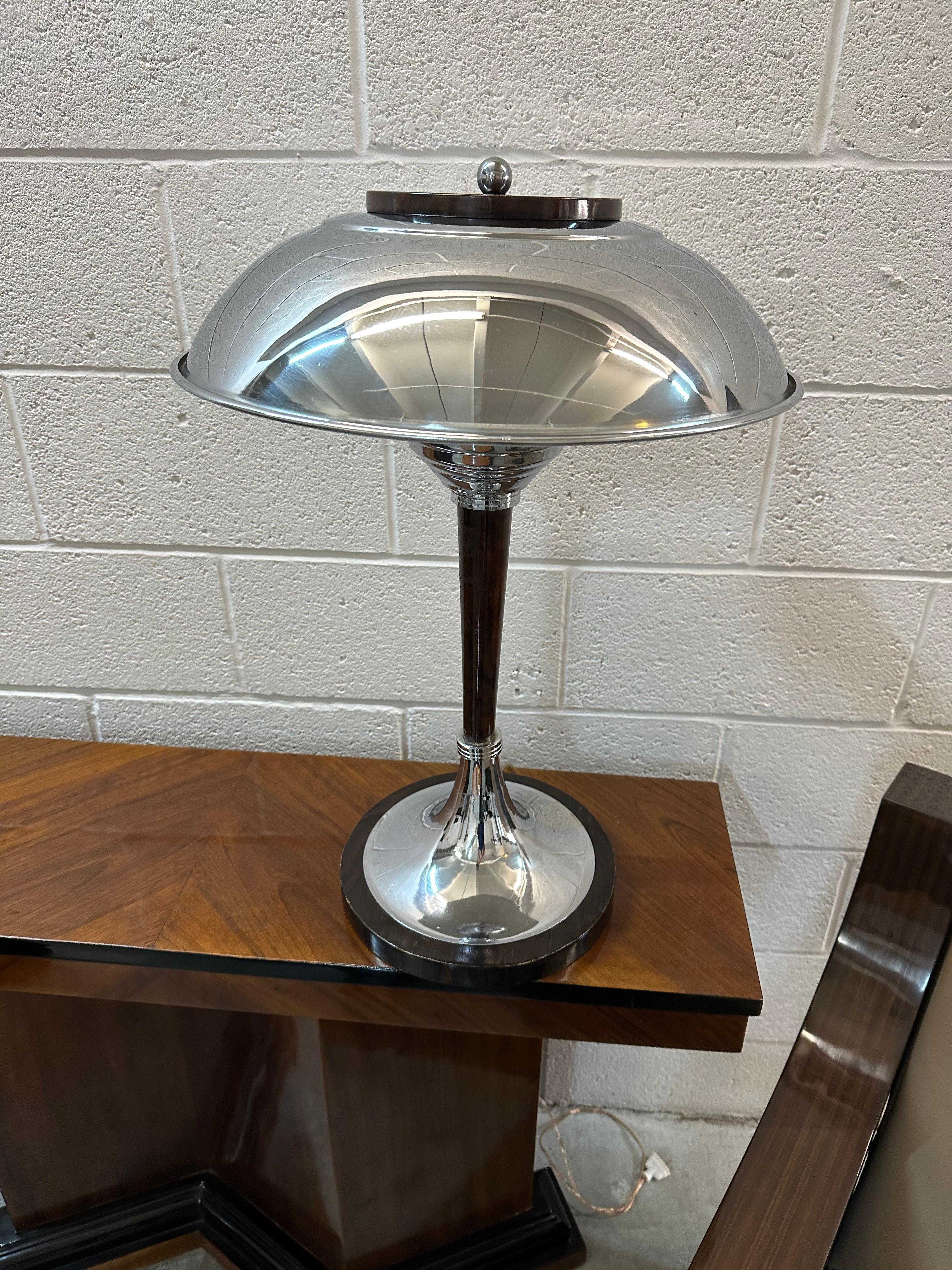 Pair of Art Deco Table Lamp in wood and chrome, 1920, France For Sale 12