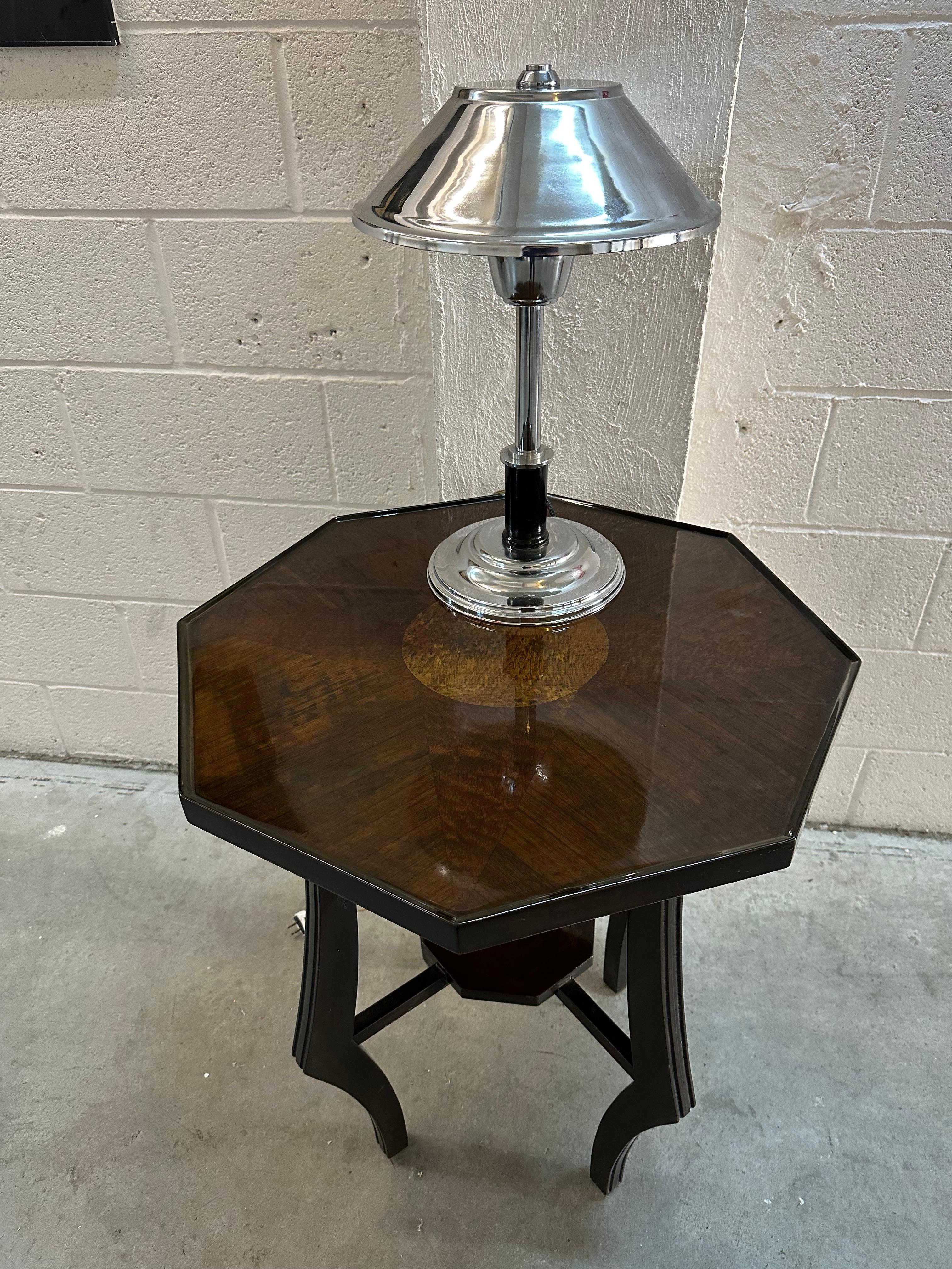 Pair of Art Deco Table Lamp in wood and chrome, 1930 For Sale 4