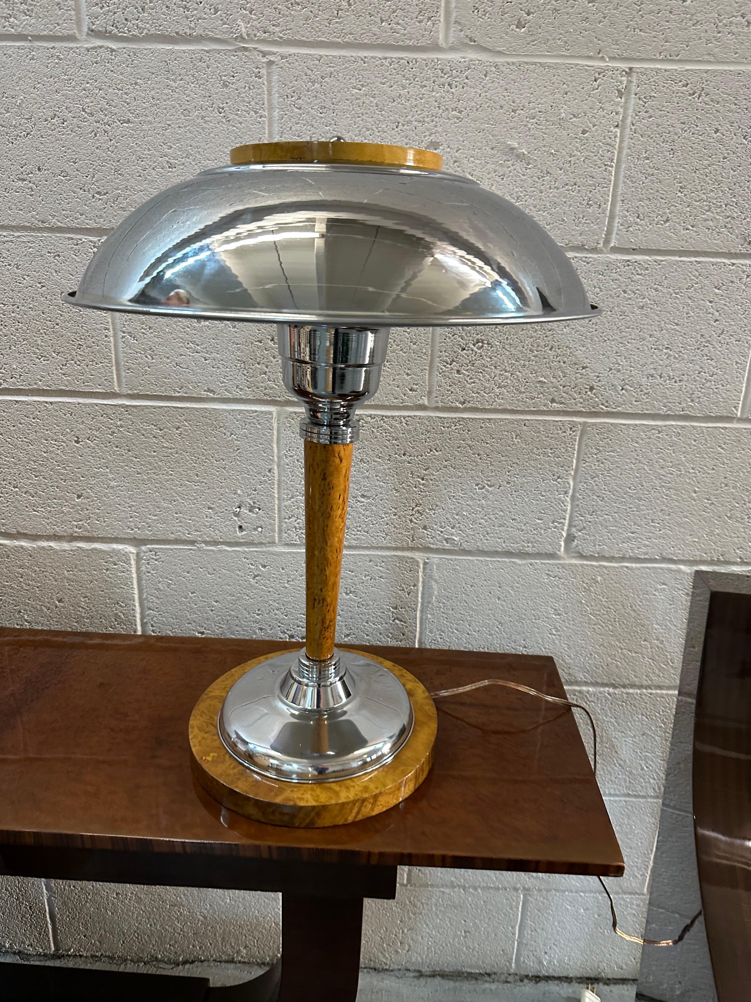 Pair of Art Deco Table Lamps in wood and chrome, 1920, France For Sale 2