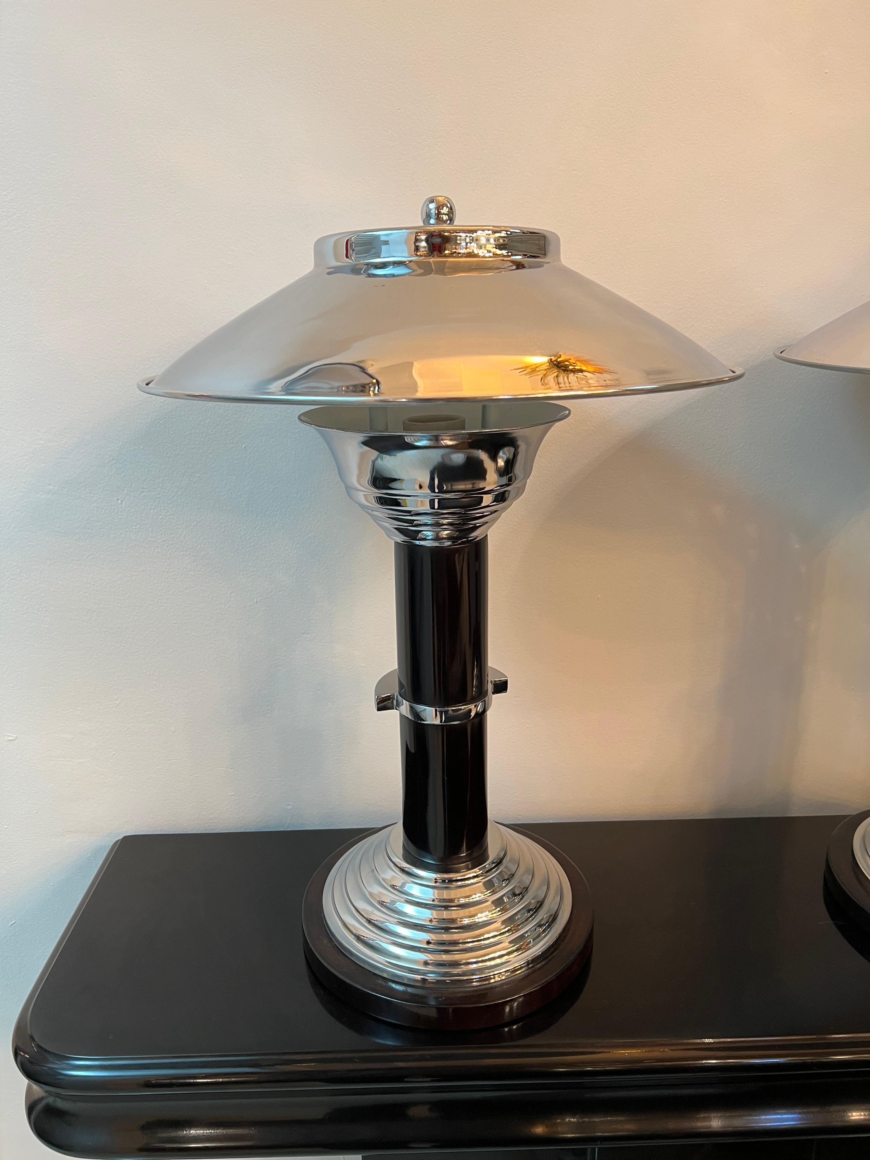 Mid-20th Century Pair of Art Deco Table Lamps in wood and chrome, France, 1930 For Sale