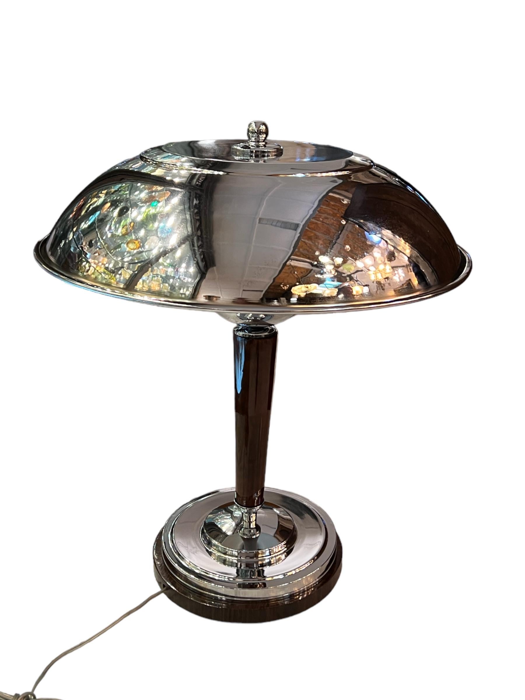 Pair of Art Deco Table Lamps in wood and chrome, France For Sale 1