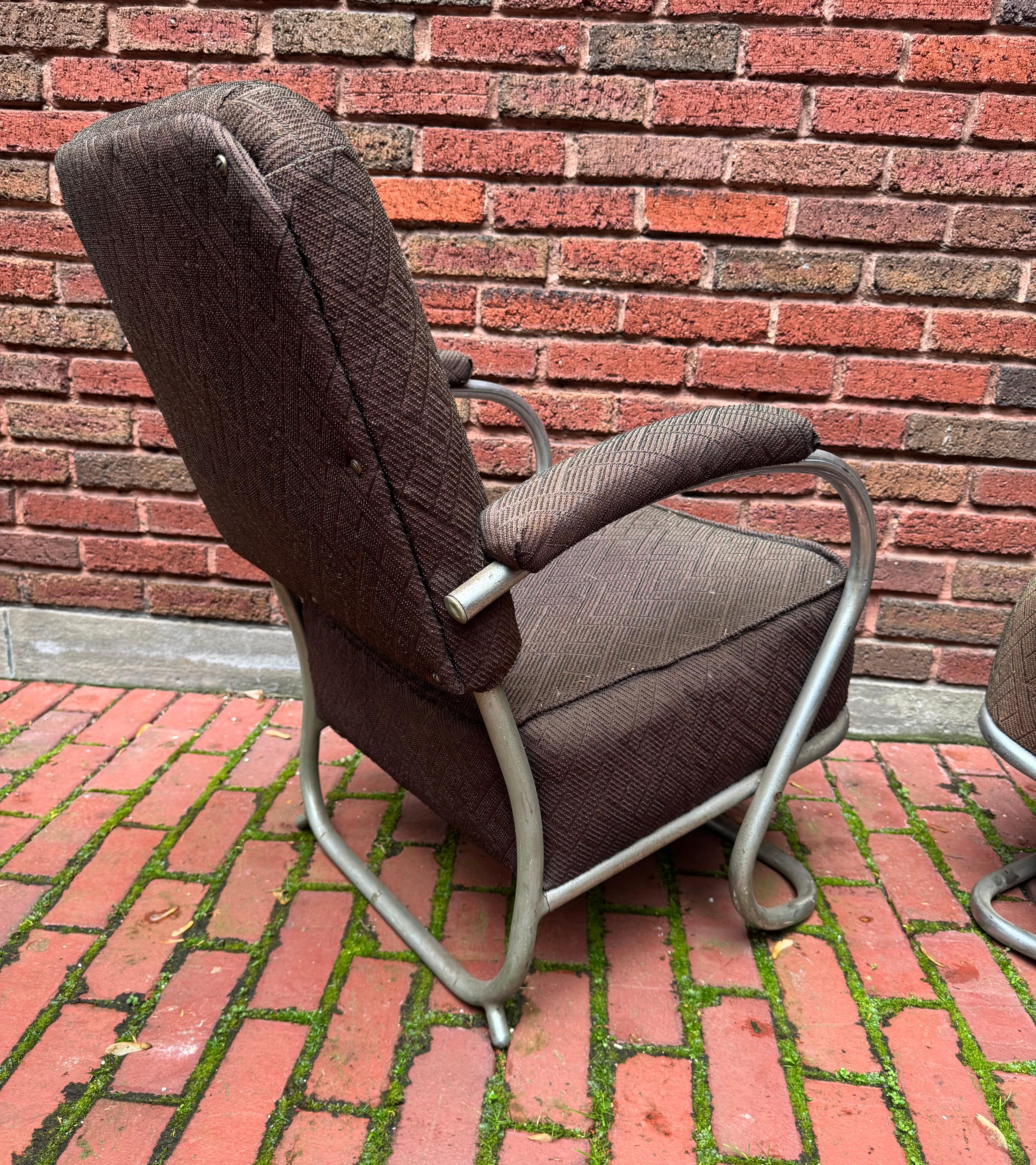 Paar verchromte Art-Déco-Lounge-Sessel, K E M Weber im Angebot 1