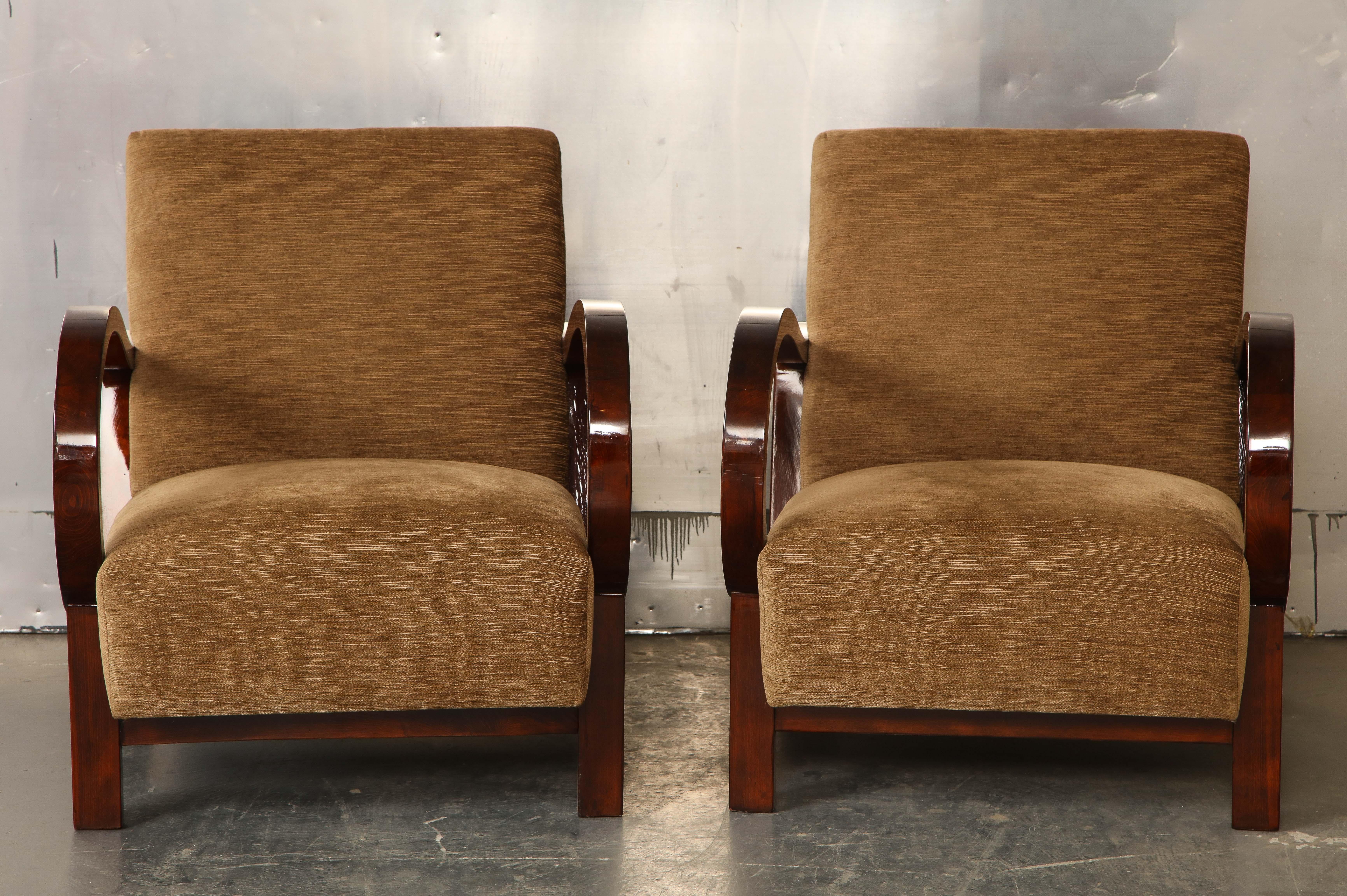 European Pair of Art Deco Upholstered Armchairs For Sale