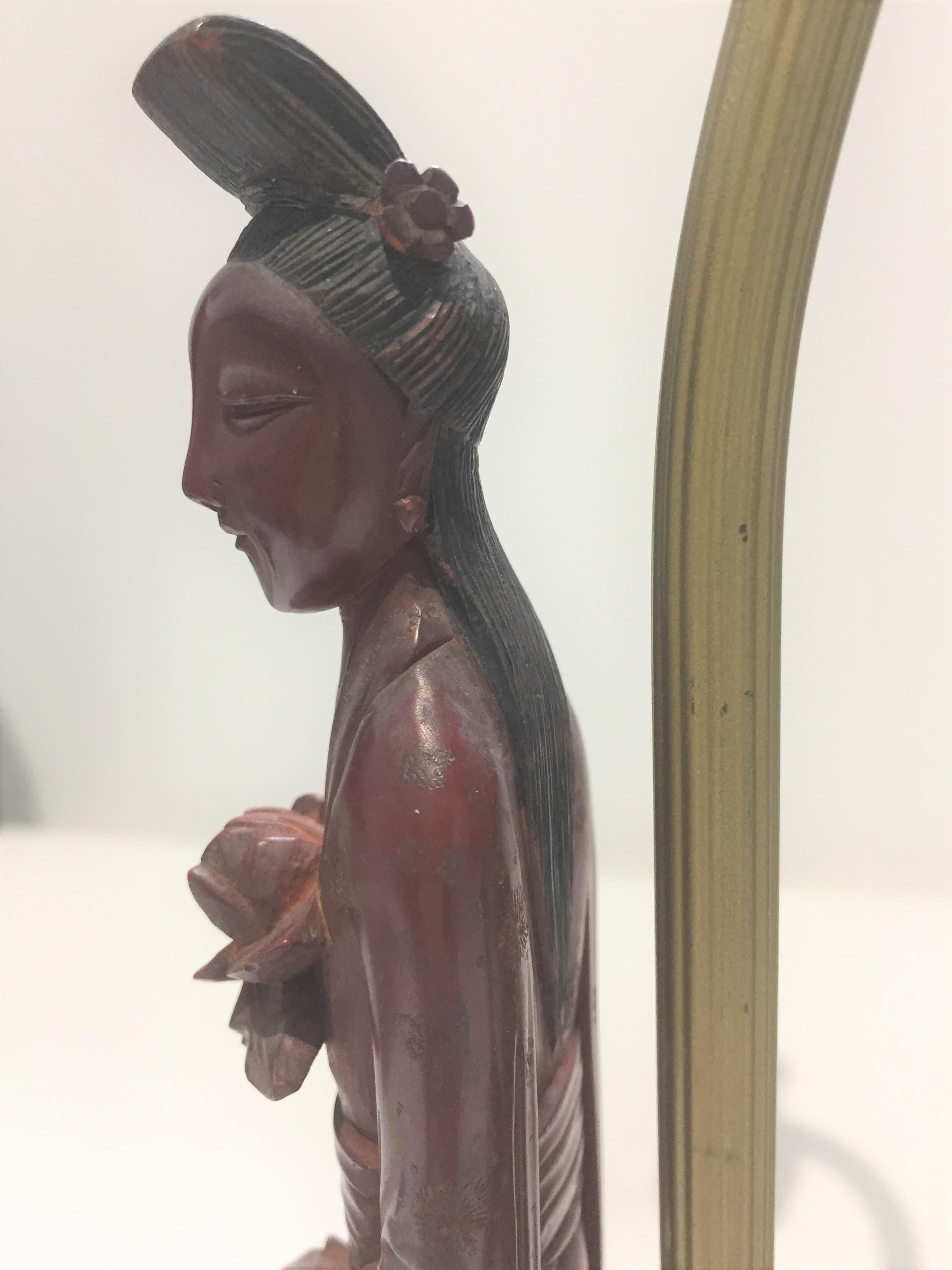 Américain Paire de lampes de table de chevet Art Déco avec figures de Quan Yin en vente