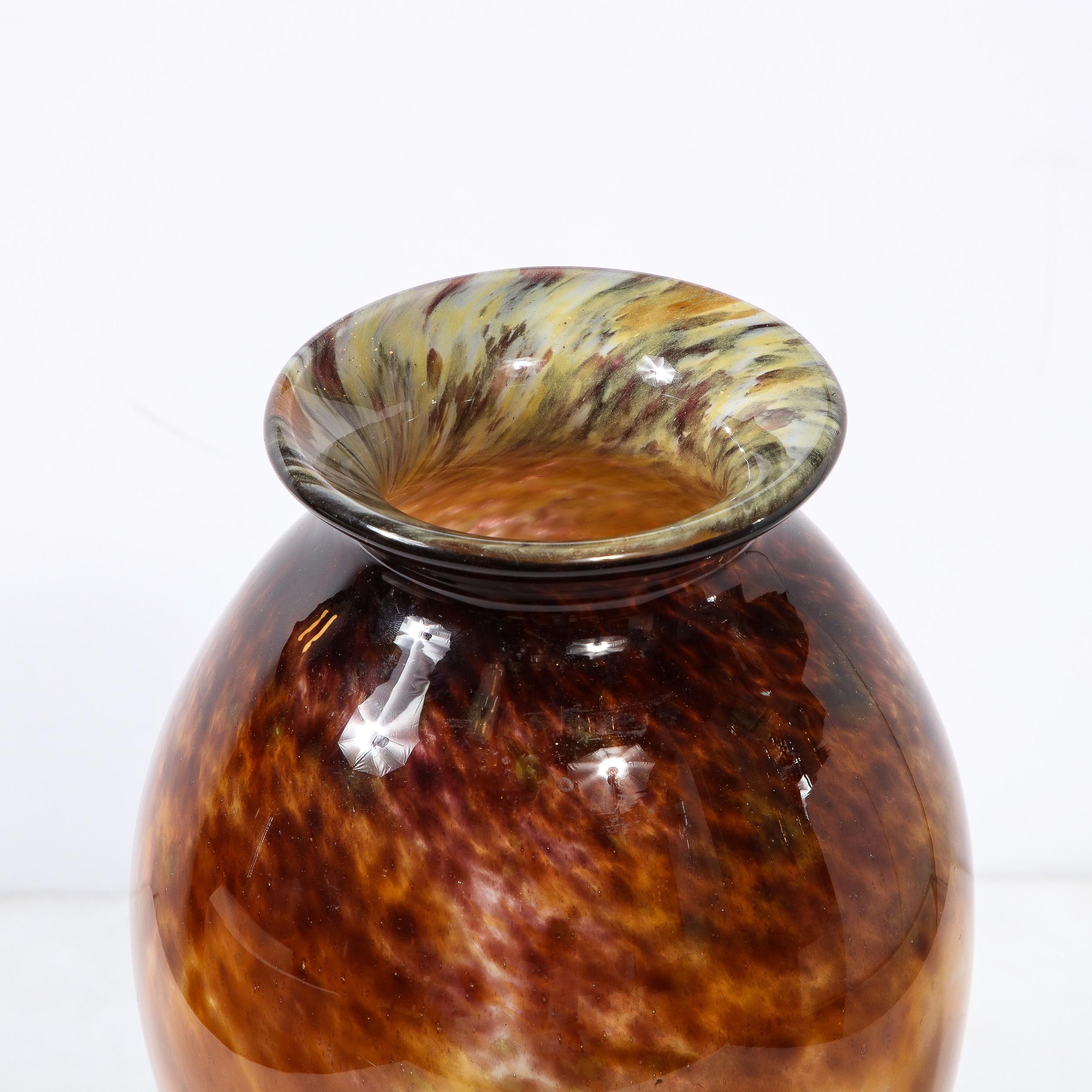 Paire de vases Art déco en améthyste fumée et verre teinté ambre par Schneider en vente 6