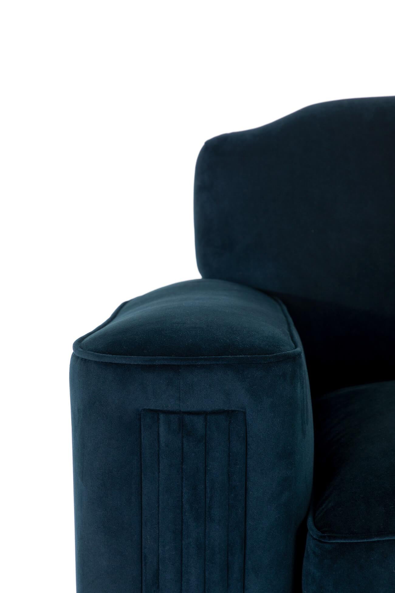 20th Century Pair of Art Deco Velvet Armchairs For Sale