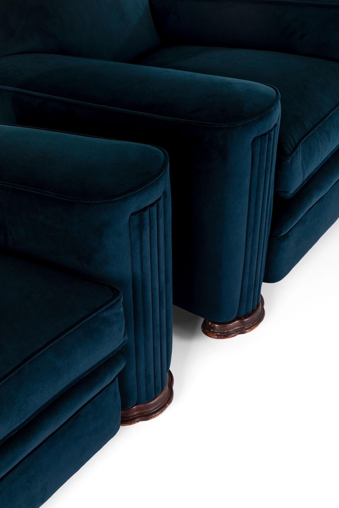 Pair of Art Deco Velvet Armchairs For Sale 3
