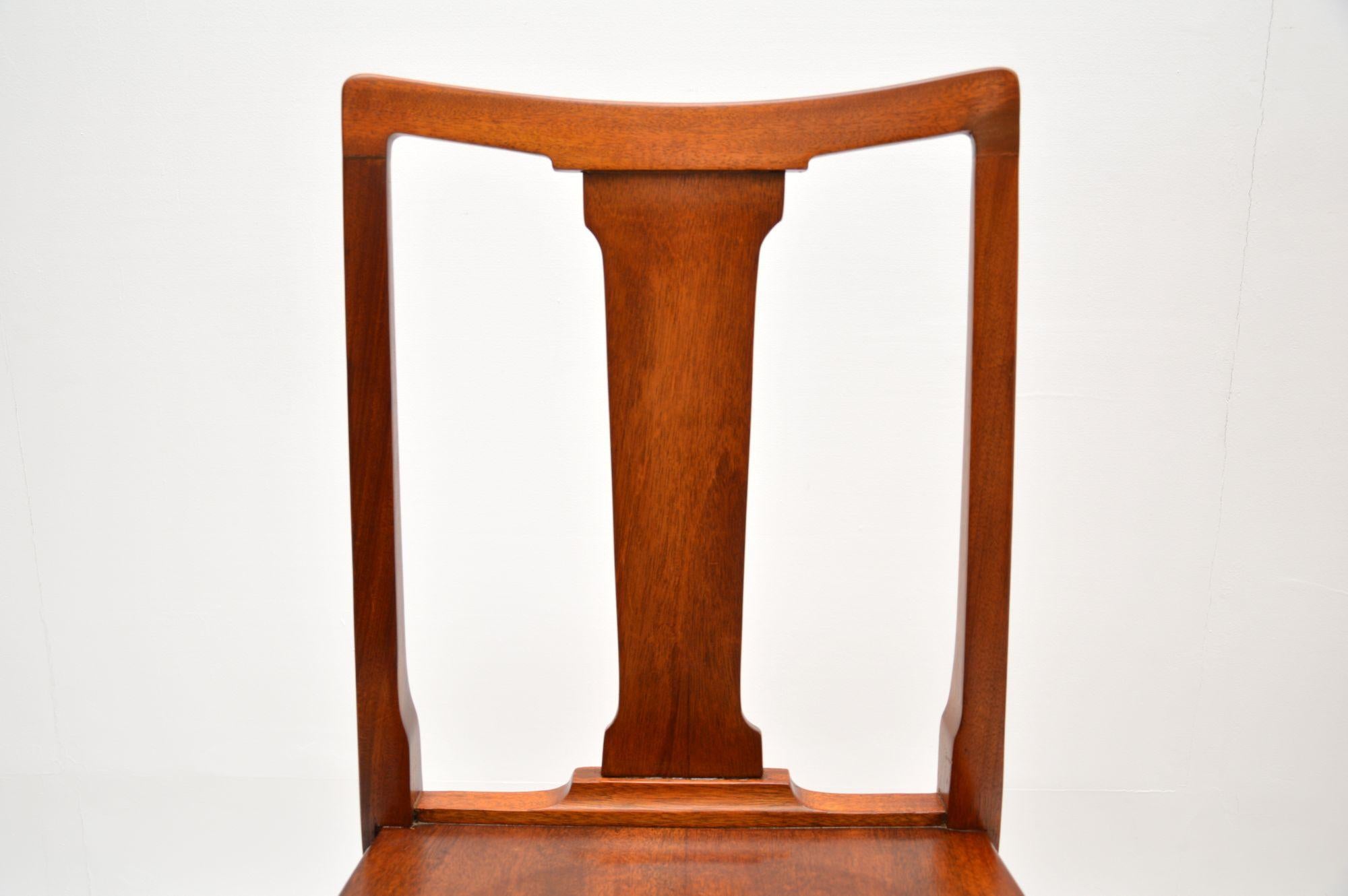 Pair of Art Deco Vintage Solid Mahogany Side Chairs In Good Condition In London, GB