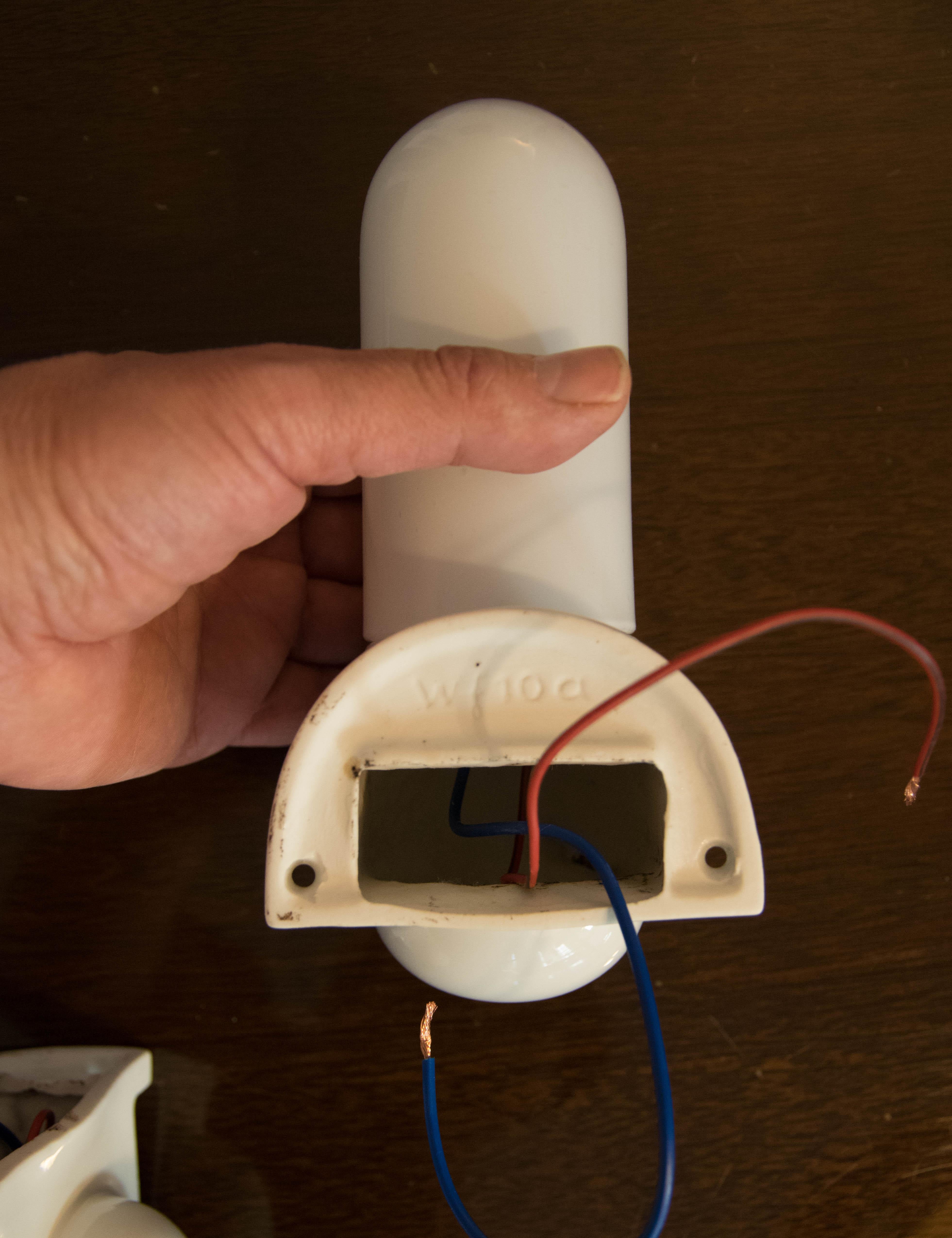 Pair of Art Deco Wall Lamps, 1930 For Sale 3