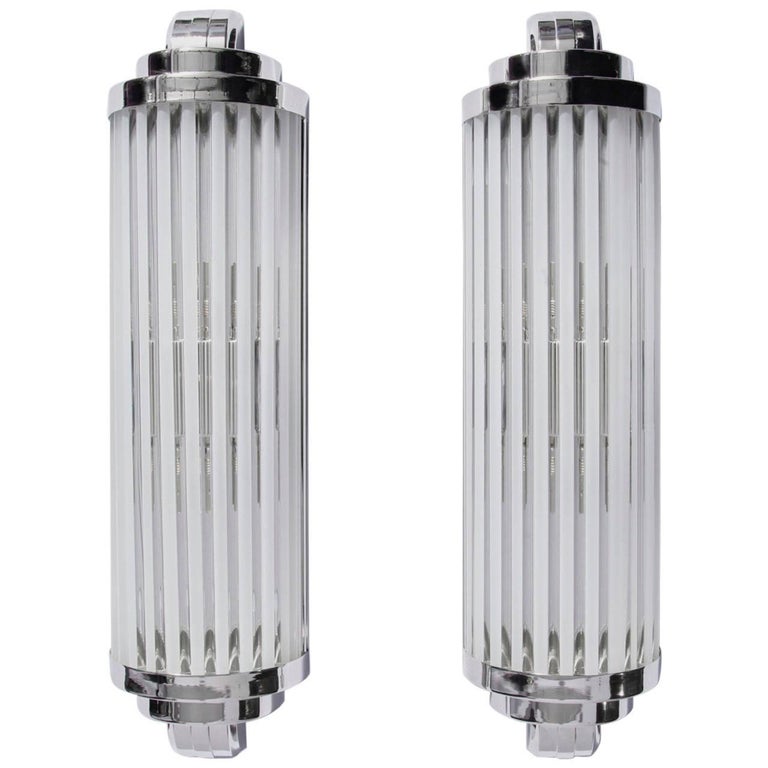 Pair of Art Deco Wall Lamps For Sale at 1stDibs