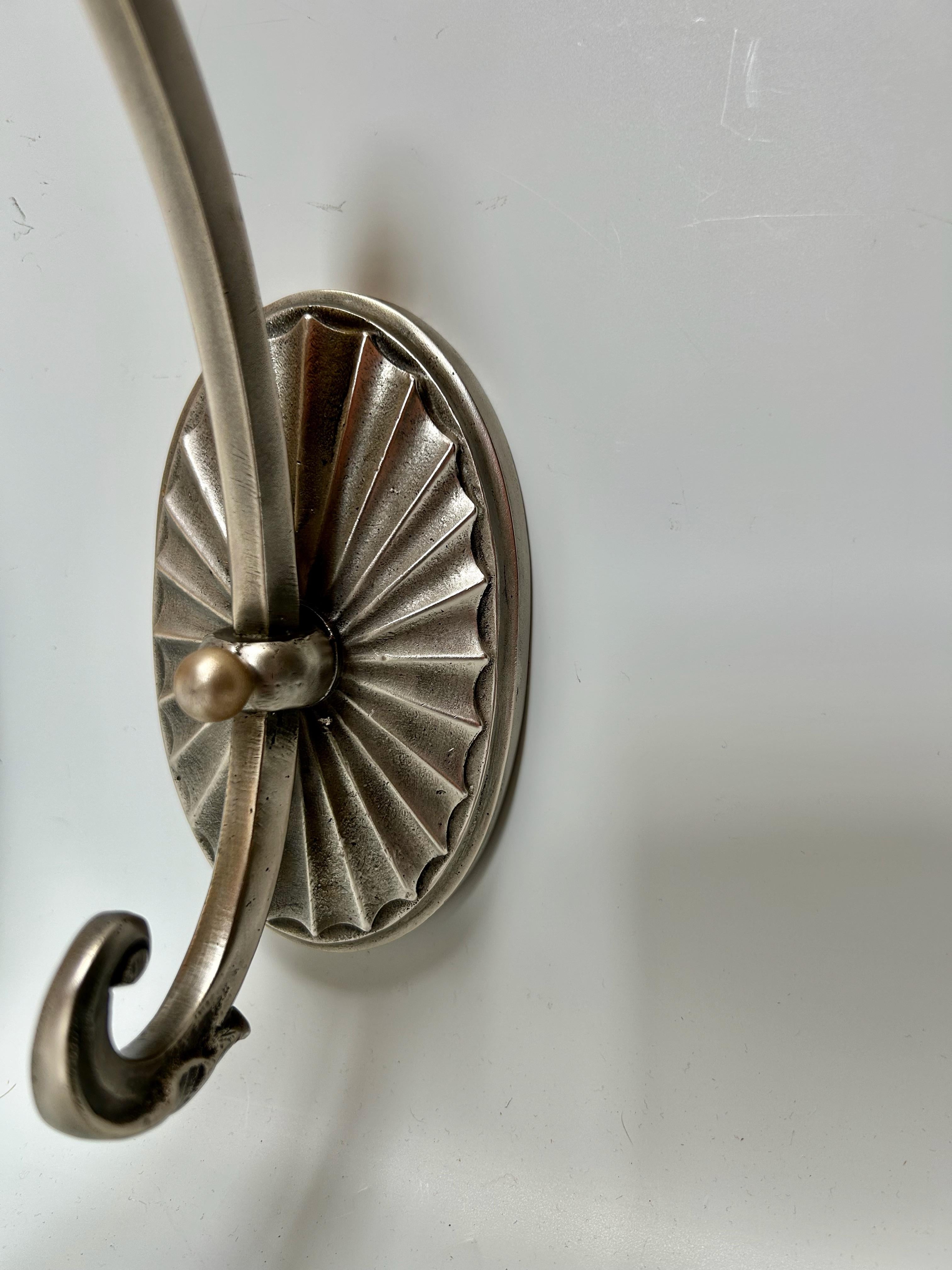 Paire d'appliques Wall&Deco circa 1940 en vente 2
