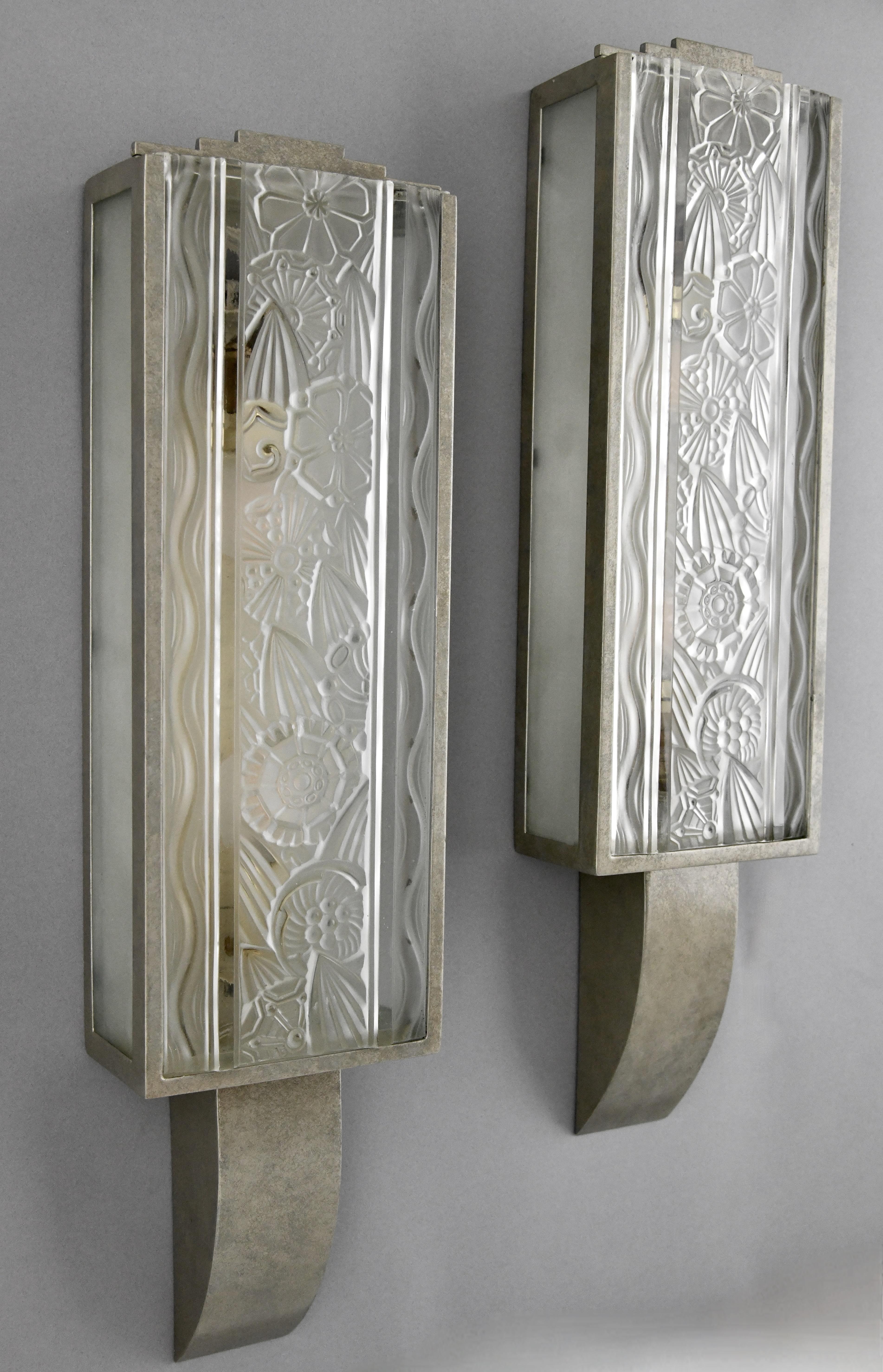 Pair of Art Deco wall lights or sconces signed by Hettier & Vincent 1925 In Good Condition In Antwerp, BE