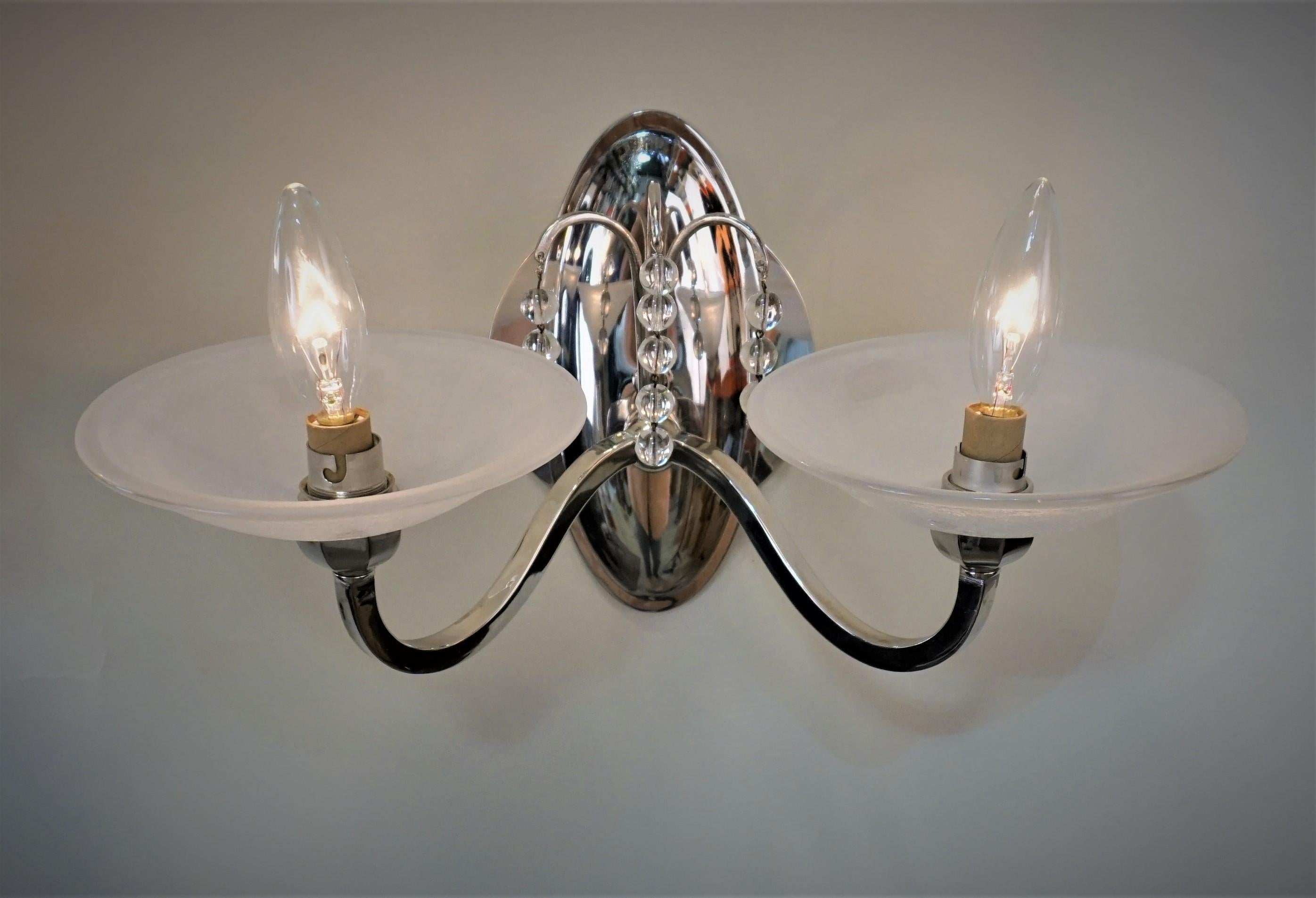 Mid-20th Century Pair of Art Deco Wall Sconces by Muller Freres For Sale
