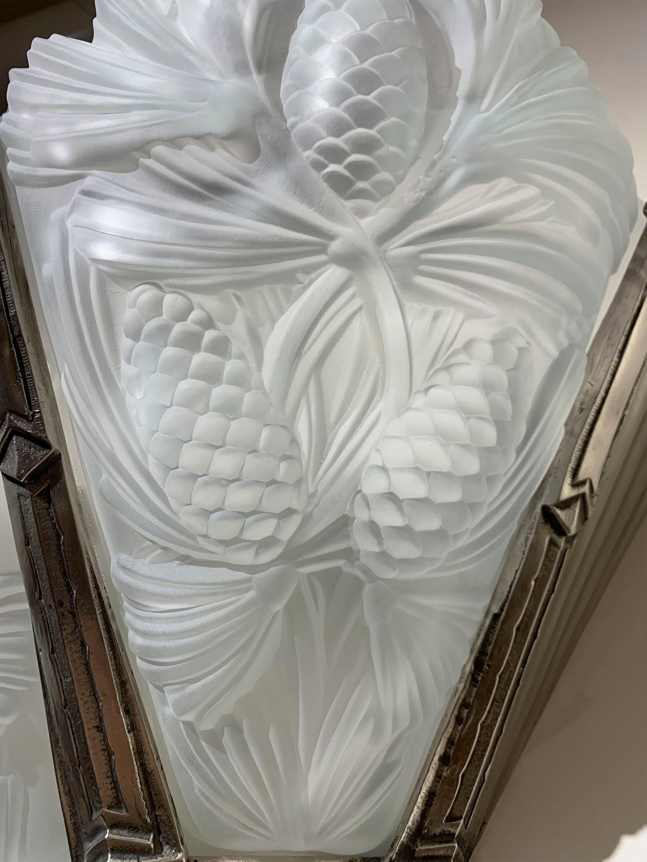 Bronzo Coppia di lampade da parete Art Déco - Sabino - firmate 