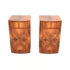 Paire de tables de chevet Art Déco en noyer