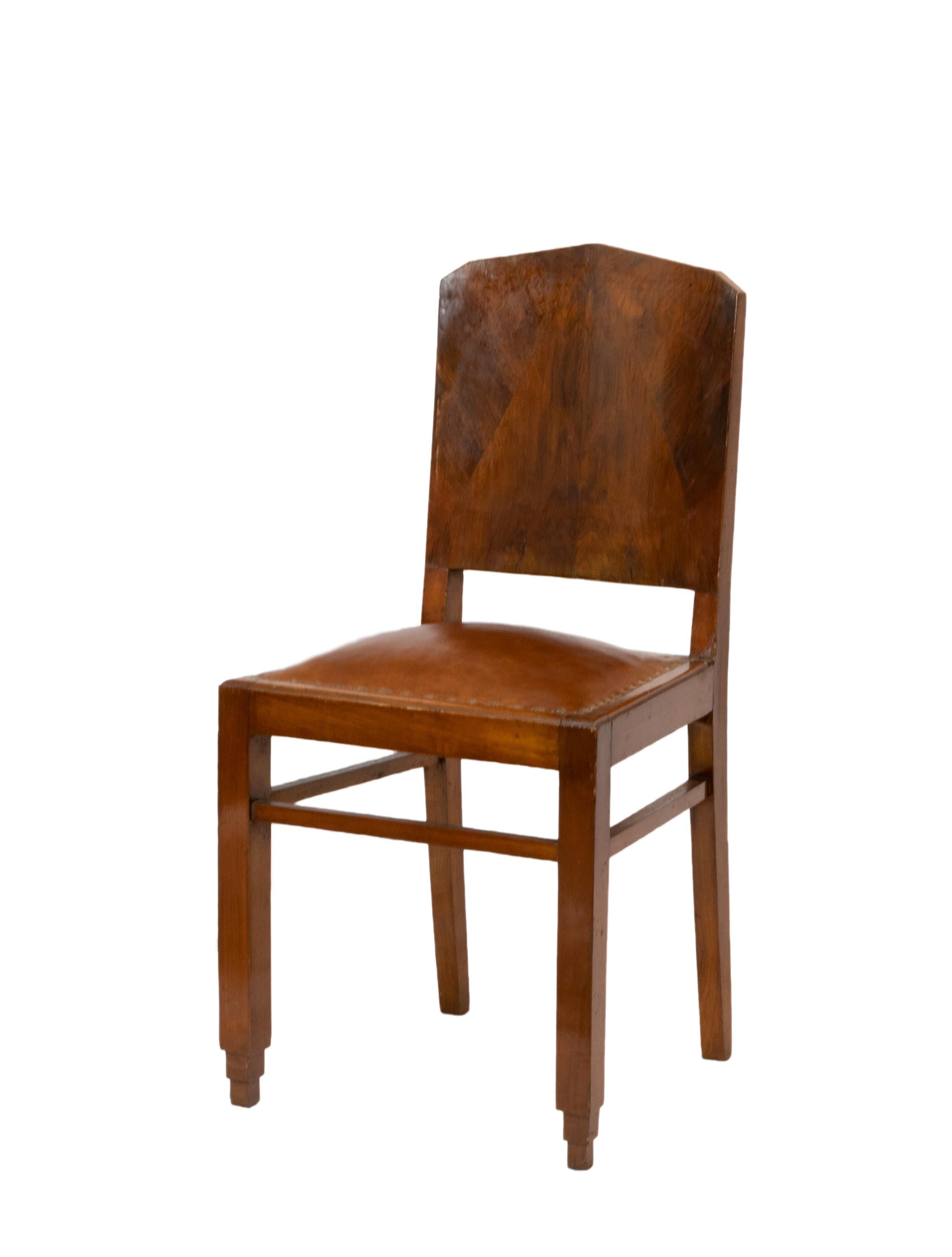 Pareja de sillas Art Decó de nogal, 1939-1949, Siglo XX en venta 2