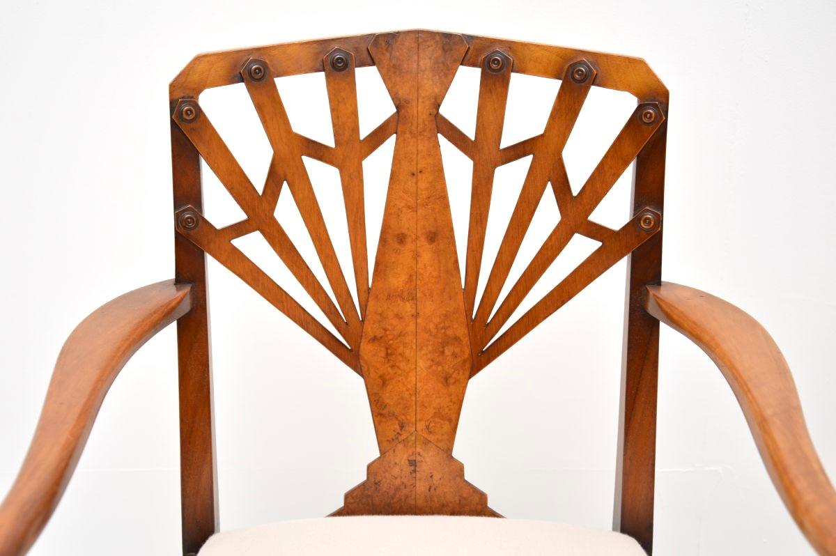 Début du 20ème siècle Paire de chaises d'appoint Art Déco en noyer en vente