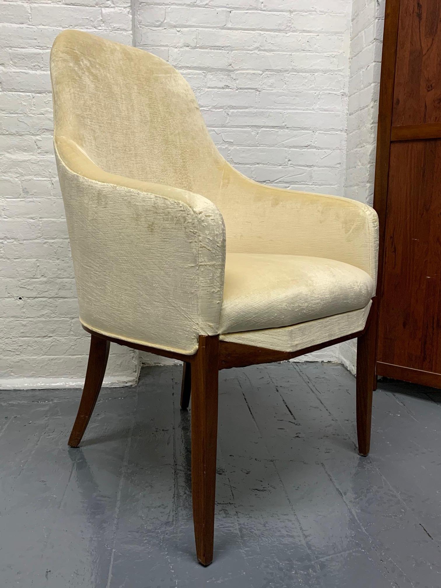 Mid-20th Century Pair of Art Deco Walnut Side Chairs in Mohair For Sale