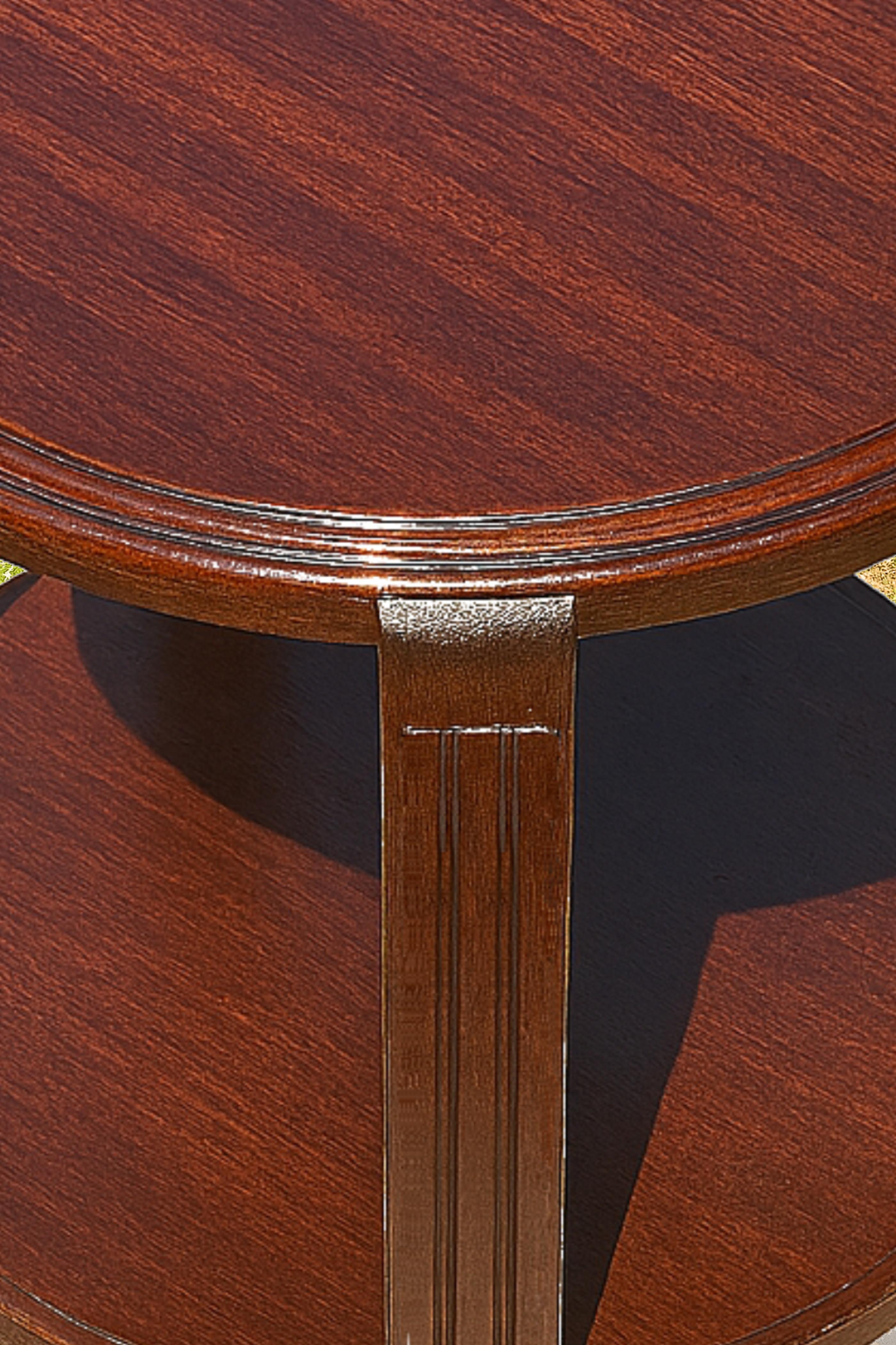 Pair Of Art Deco Walnut Side Table, 20th Century For Sale 2