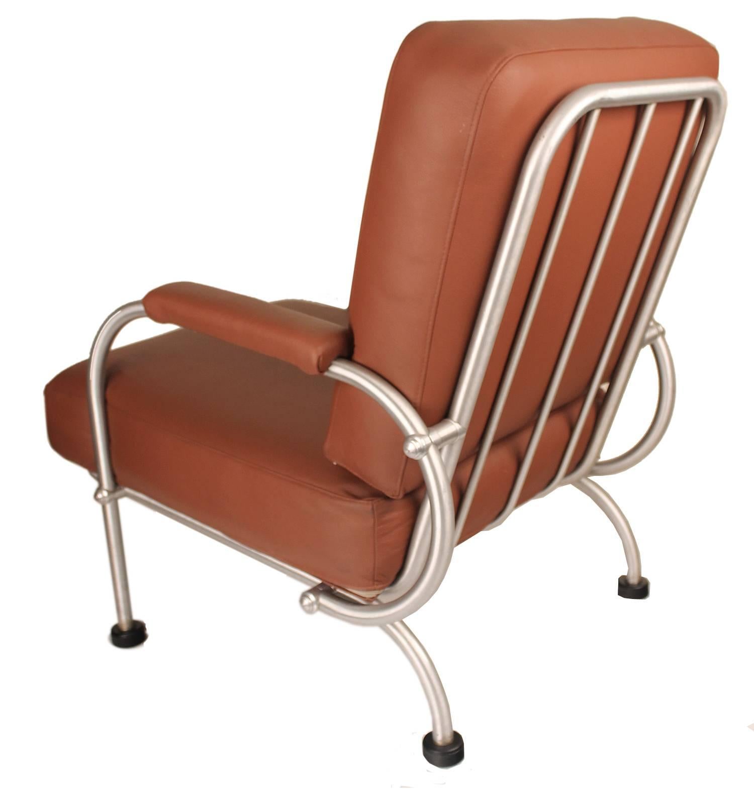 Mid-20th Century  Pair of 1930s Art Deco Warren McArthur Lounge Chairs For Sale