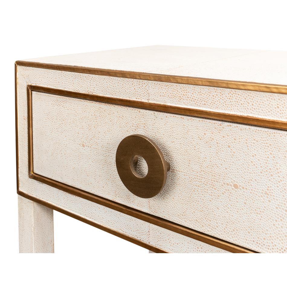 XXIe siècle et contemporain Pair of Art Deco White Nightstands en vente