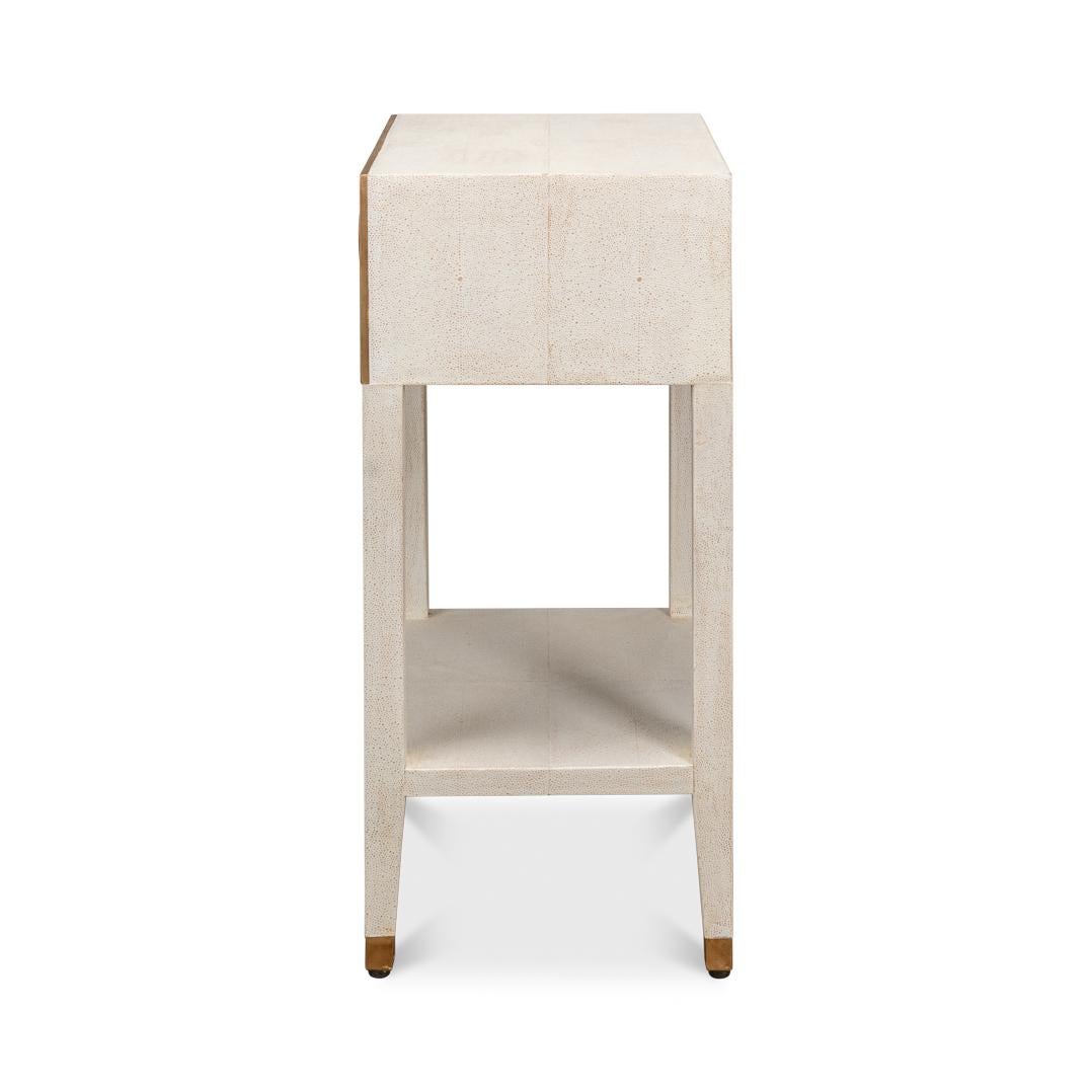 Pair of Art Deco White Nightstands en vente 1