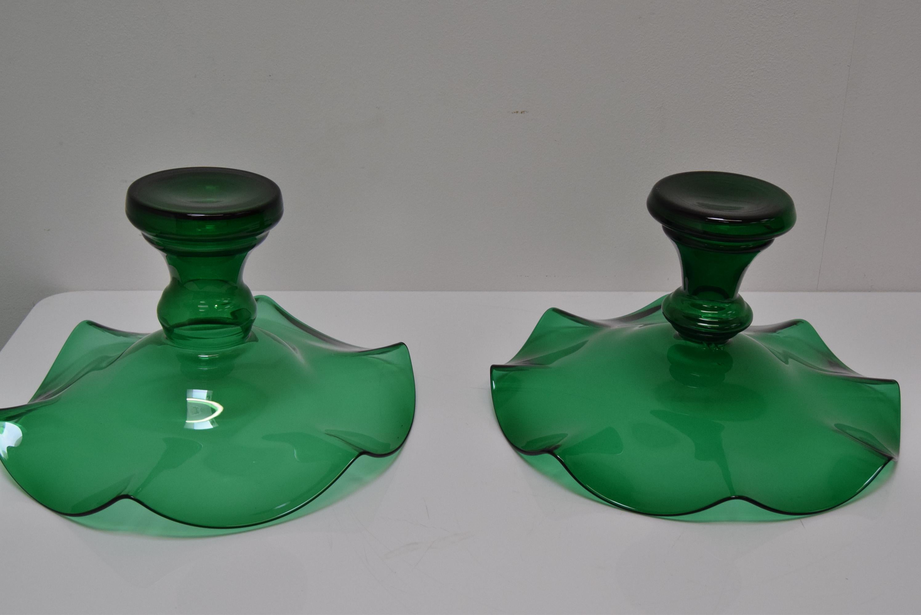 Pair of Art Glass Bowls, by Glasswork Novy Bor, 1930s For Sale 11