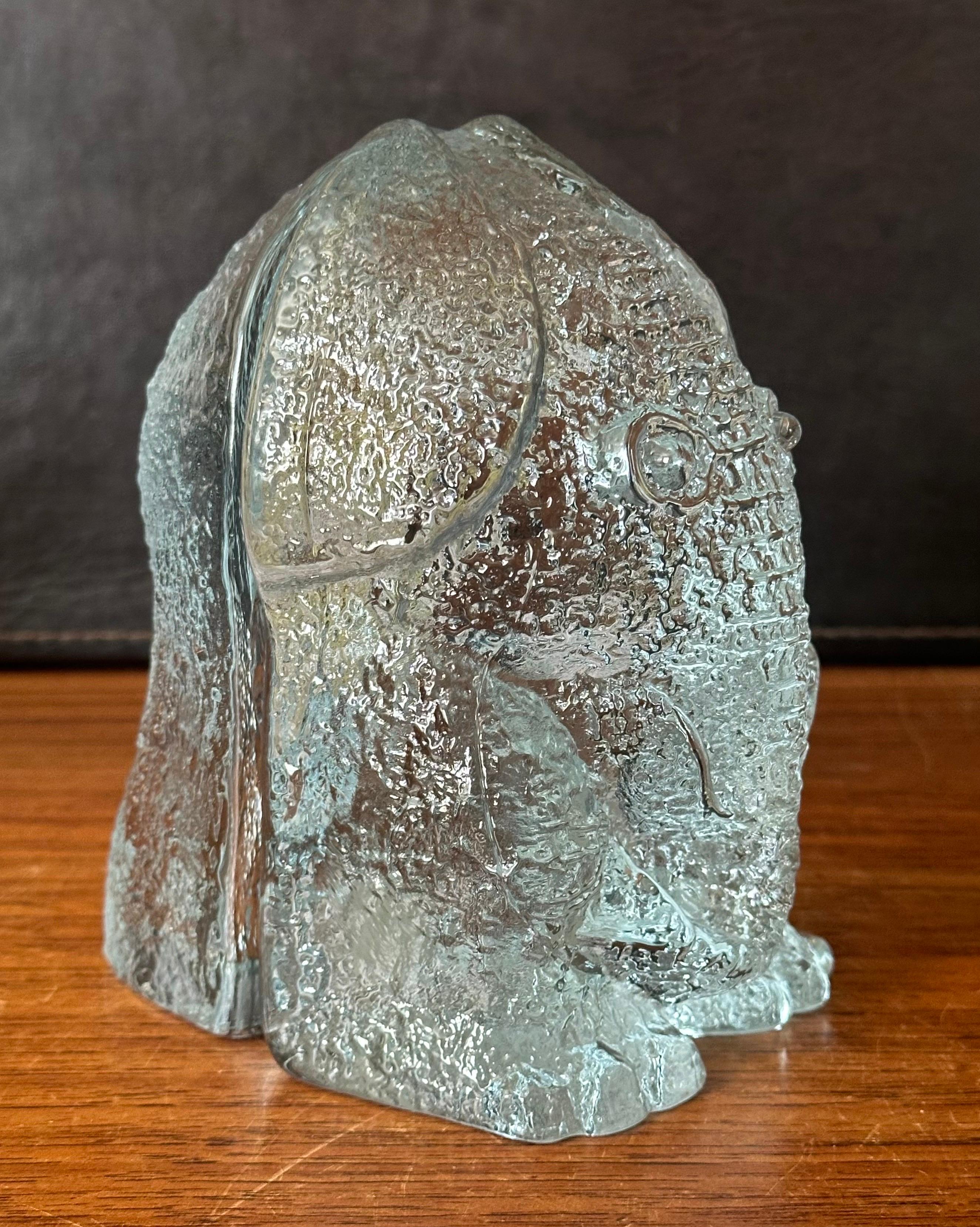 Pair of Art Glass Cast Elephant Bookends by Don Shepherd for DAS Designs For Sale 1