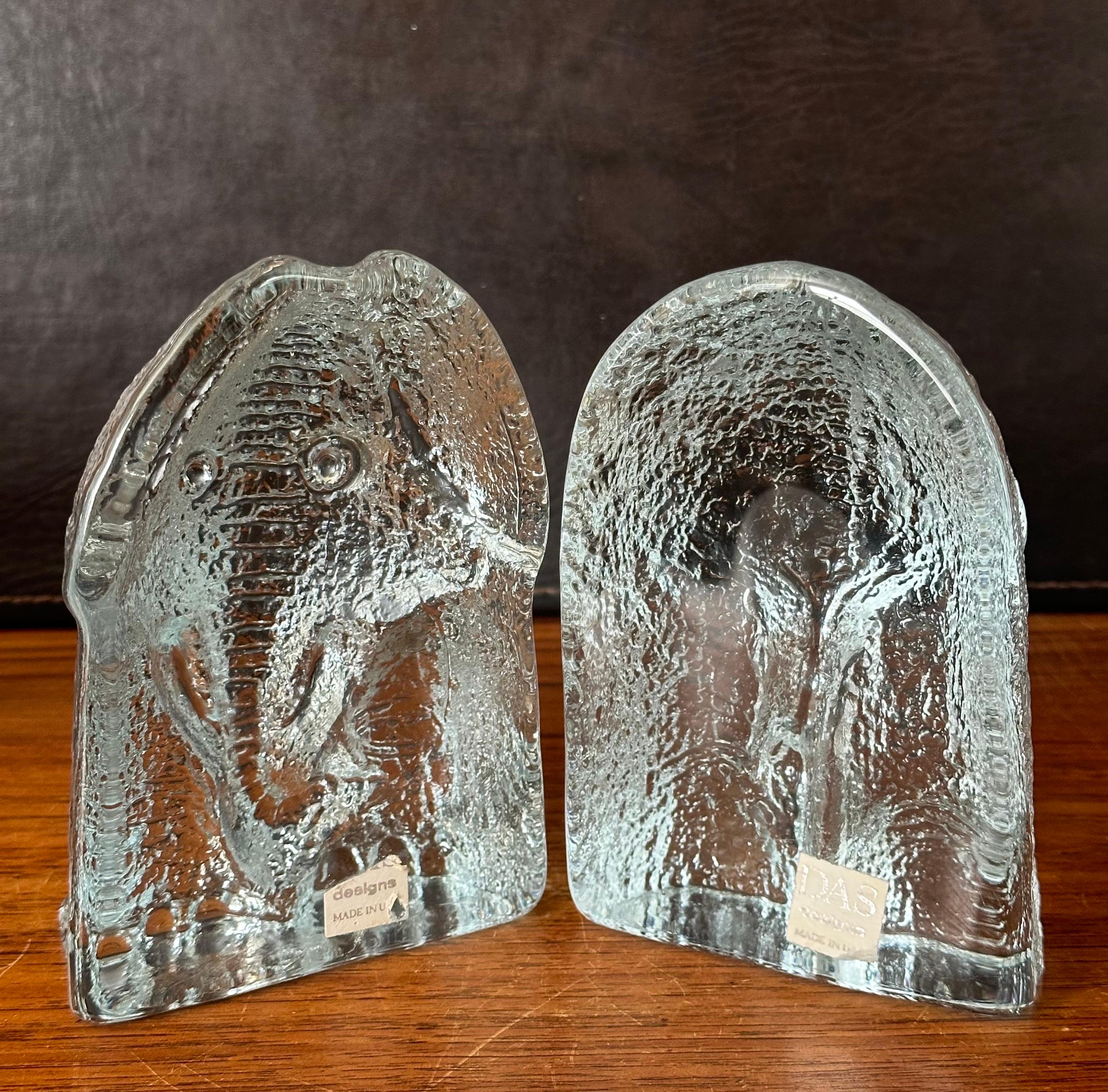 Pair of Art Glass Cast Elephant Bookends by Don Shepherd for DAS Designs For Sale 3