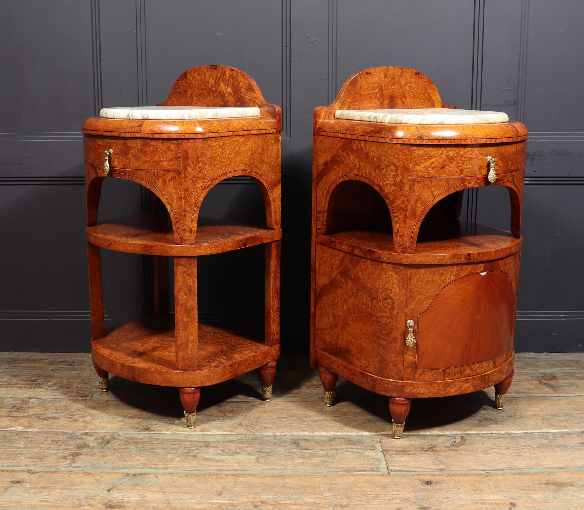 Pair of Art Nouveau Bedside Cabinets in Amboyna c1900 In Good Condition For Sale In Paddock Wood Tonbridge, GB