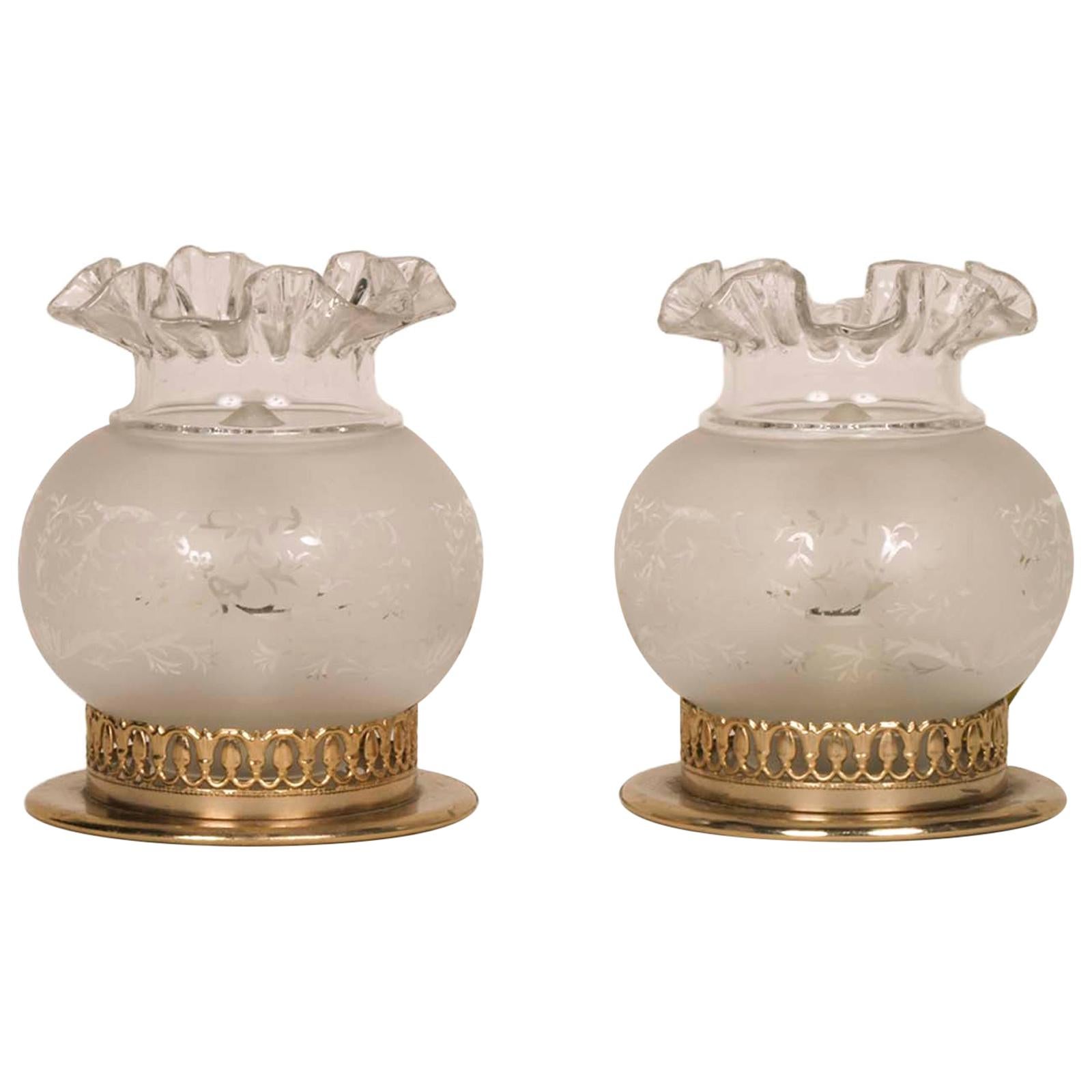 Paire de lampes de chevet Art Nouveau en laiton doré & Verre de Murano décoré en vente