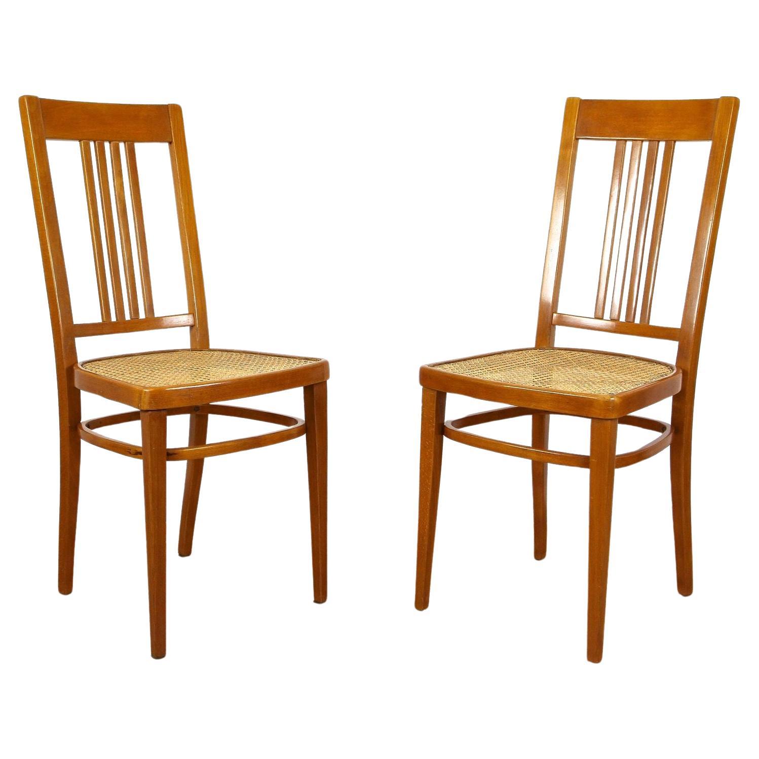 Paire de chaises en bois courbé Art Nouveau par J&J Kohn, Autriche vers 1910 en vente
