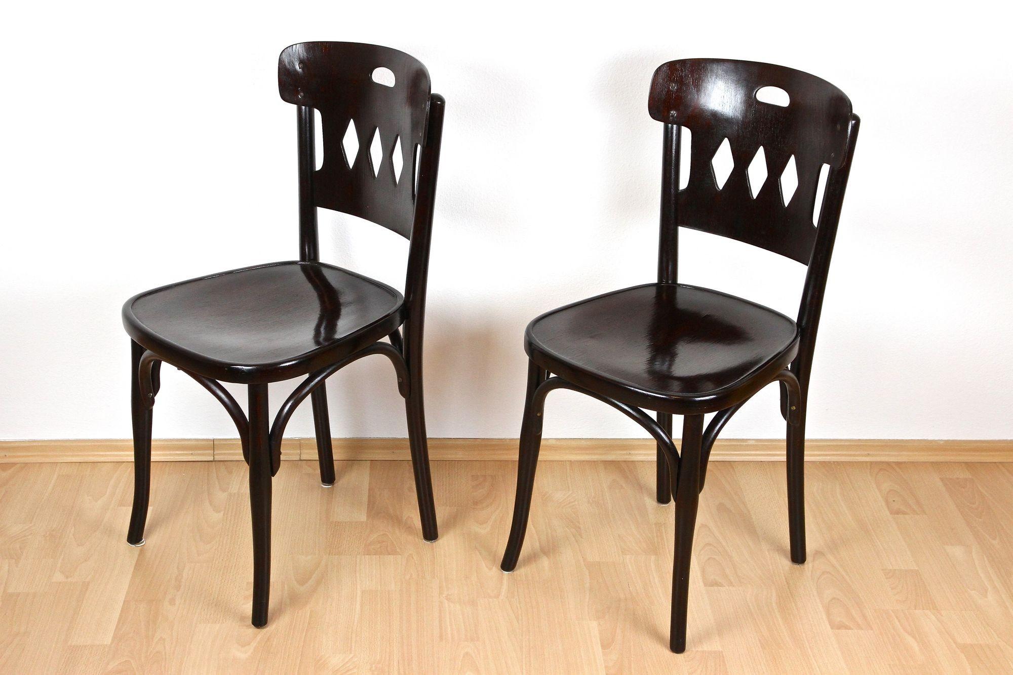 Pair Of Art Nouveau Bentwood Chairs by J&J Kohn, Vienna ca. 1910 For Sale 8