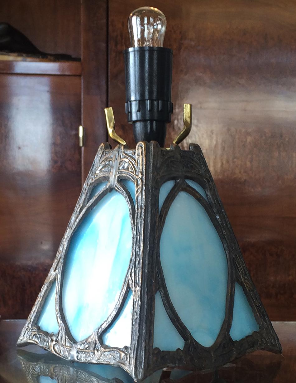 Pair of Art Nouveau Blue Slag Glass Lamps In Good Condition In Daylesford, Victoria