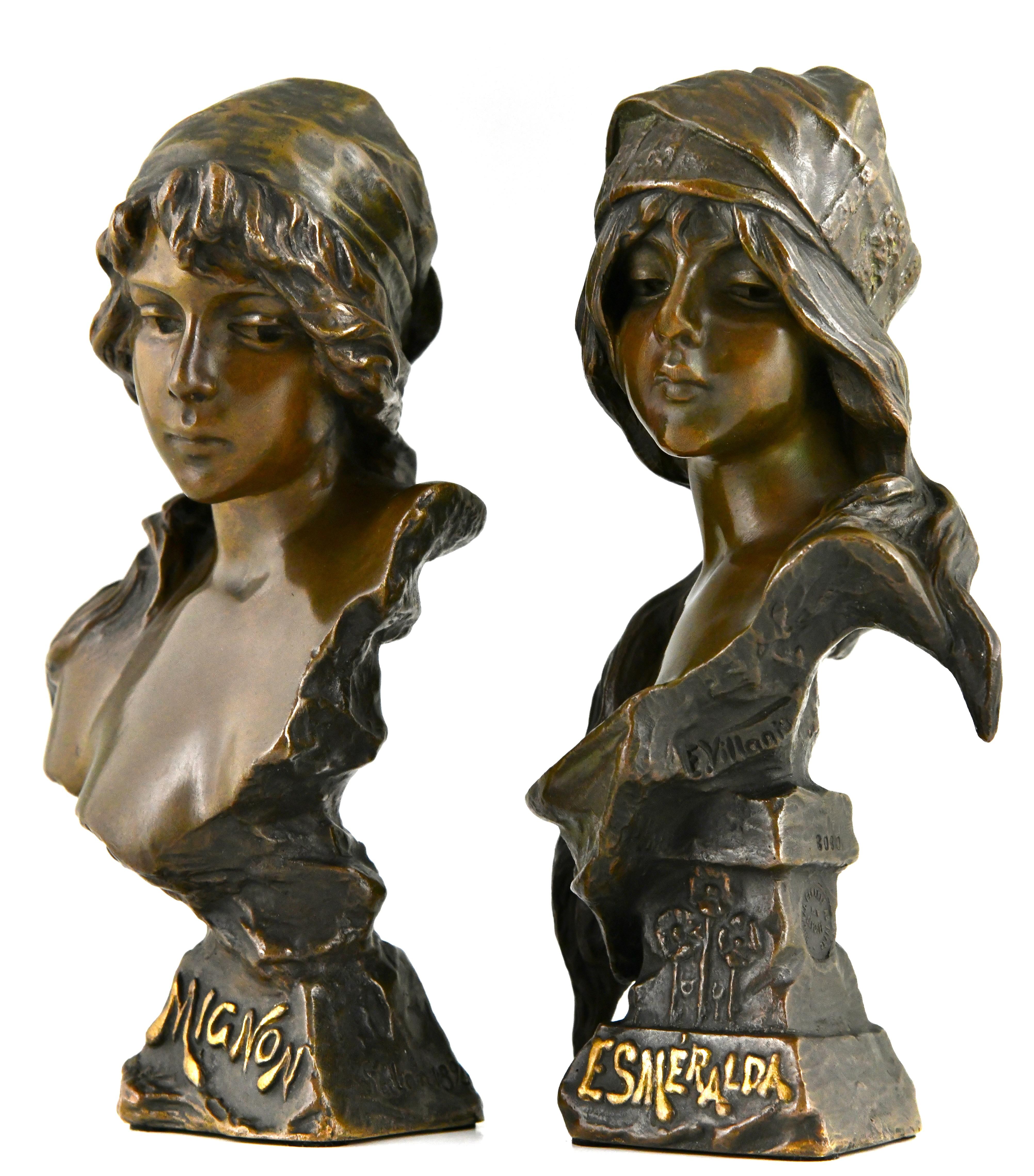 Paire de bustes en bronze Art Nouveau d'une jeune femme Mignon et Esmeralda par Emmanuel Villanis. 
Tous deux présentent une belle patine et une marque de fonderie.
France 1896.  
Mignon :
E. Villanis, initiales du fondateur LU, numérotées. 
Exposé