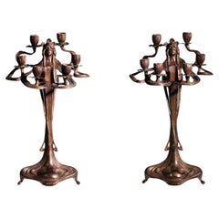 Ein Paar Jugendstil-Kerzenleuchter, österreichische kaiserliche Zinn-Kandelaber aus der Urania