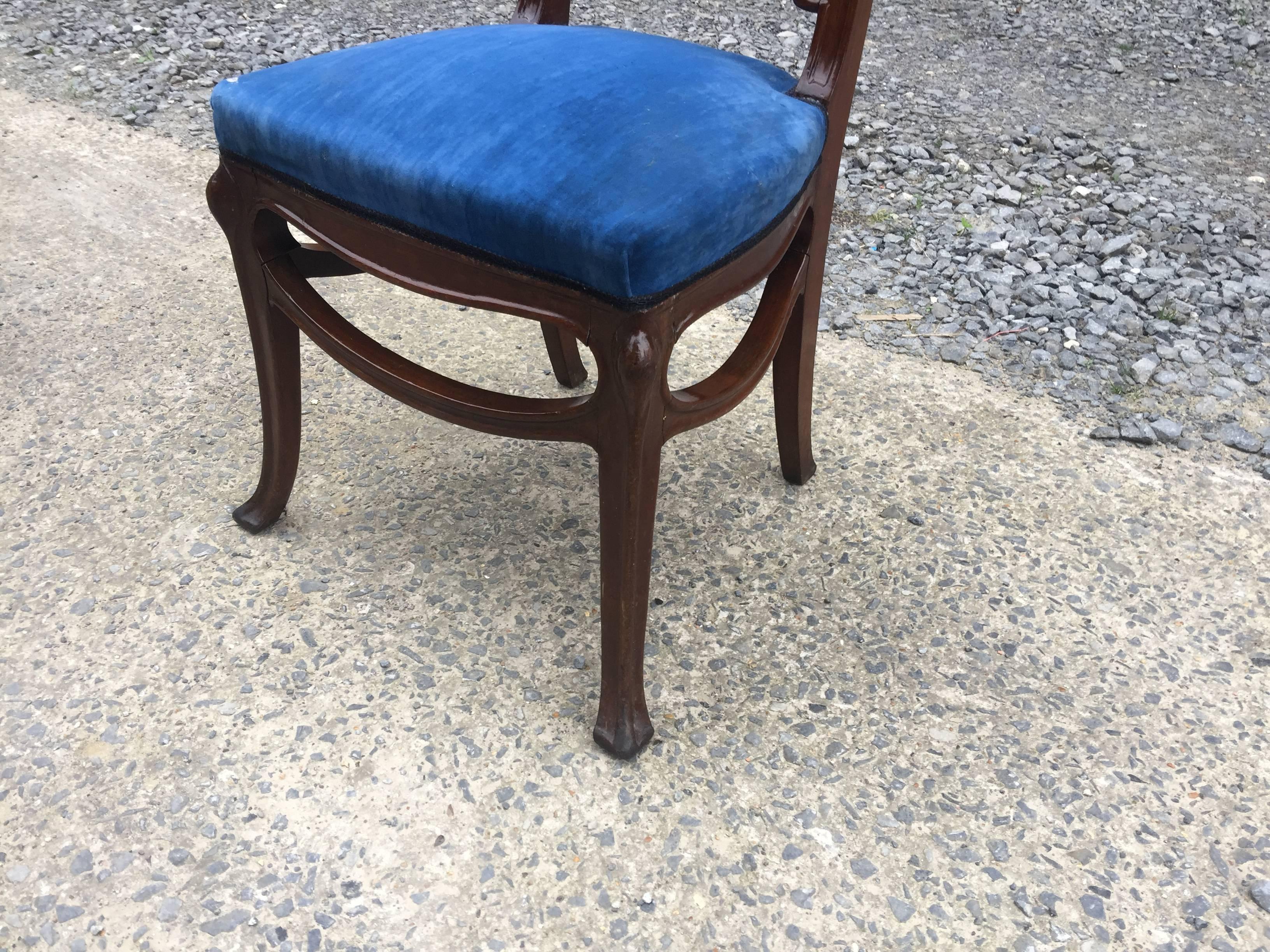 Early 20th Century Pair of Art Nouveau Chairs in Mahogany, circa 1900 For Sale