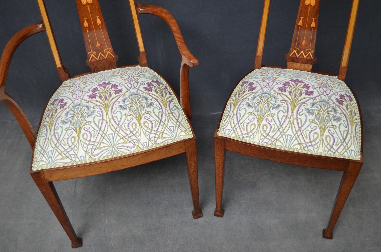 Pair of Art Nouveau Chairs in Mahogany For Sale 3